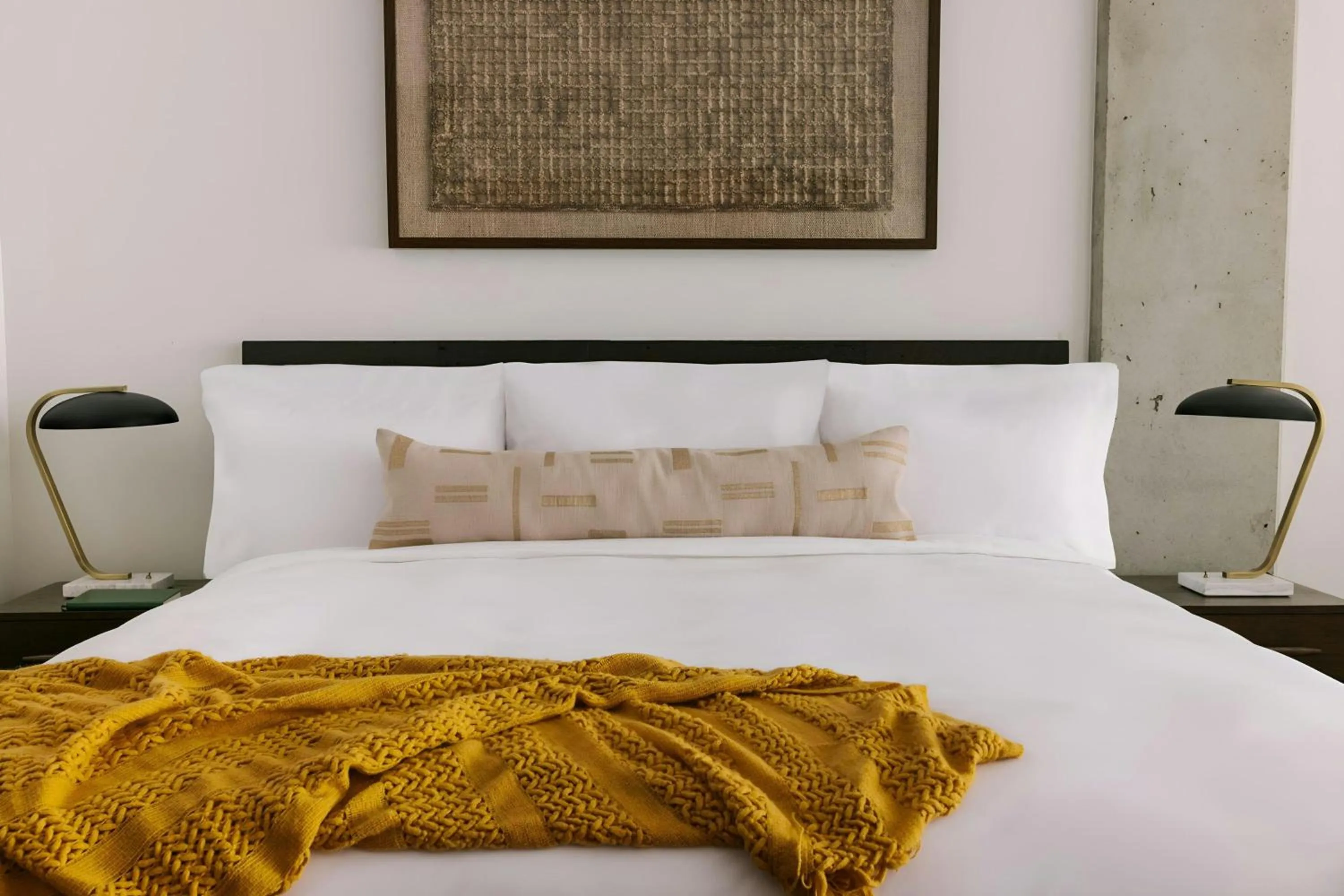 Bedroom, Bed in Sonder by Marriott Bonvoy Lambert Apartments Old Montreal