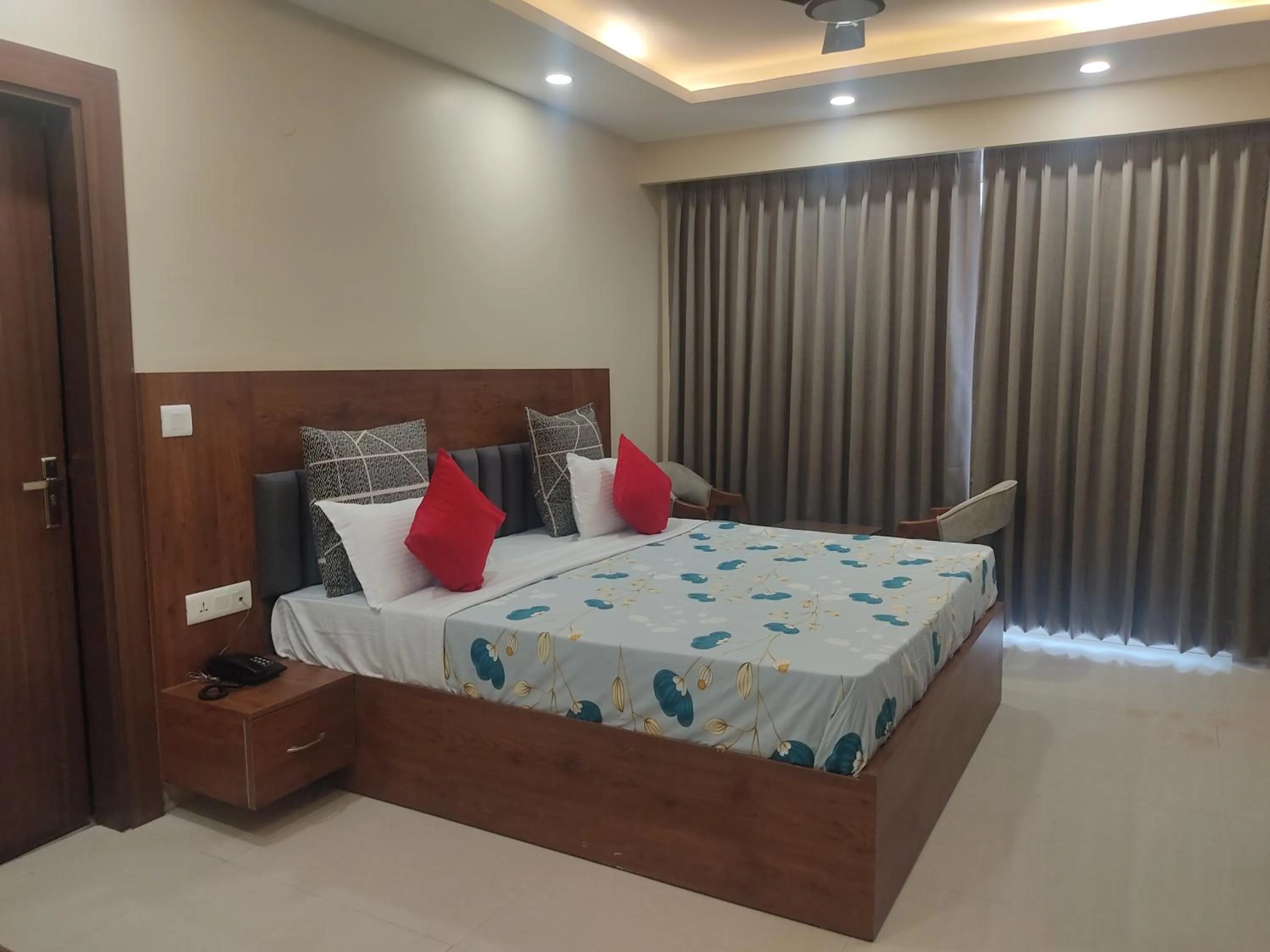 Bedroom, Bed in Perch Arbor Cyber City