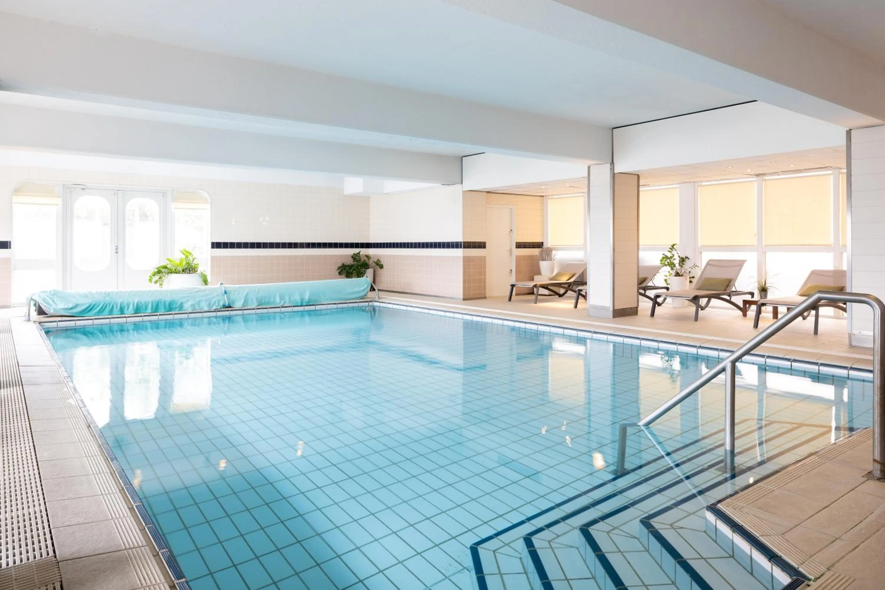 Swimming pool in Carlton Beach