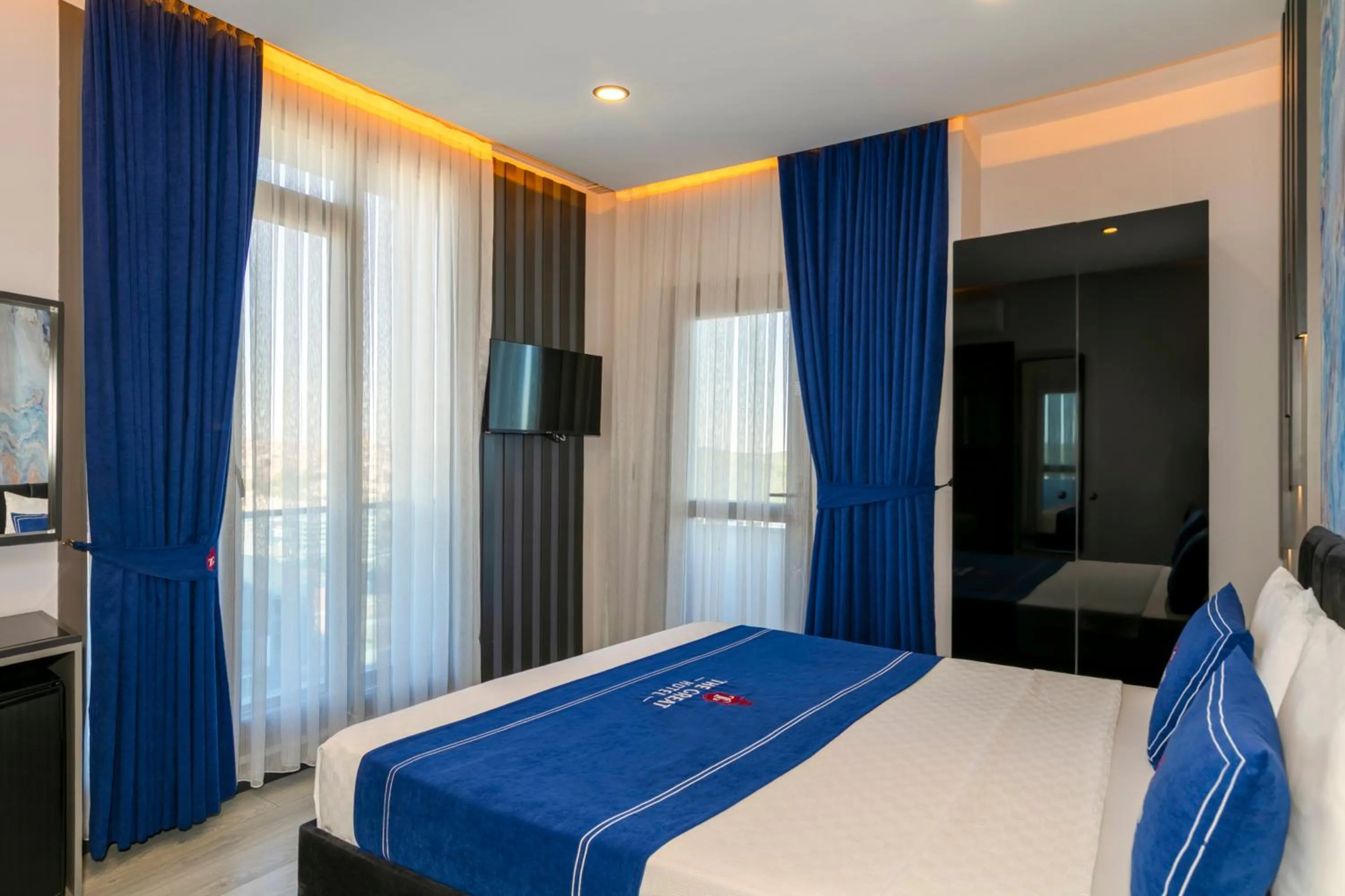 Bed in The Great Airport Hotel & Restaurant