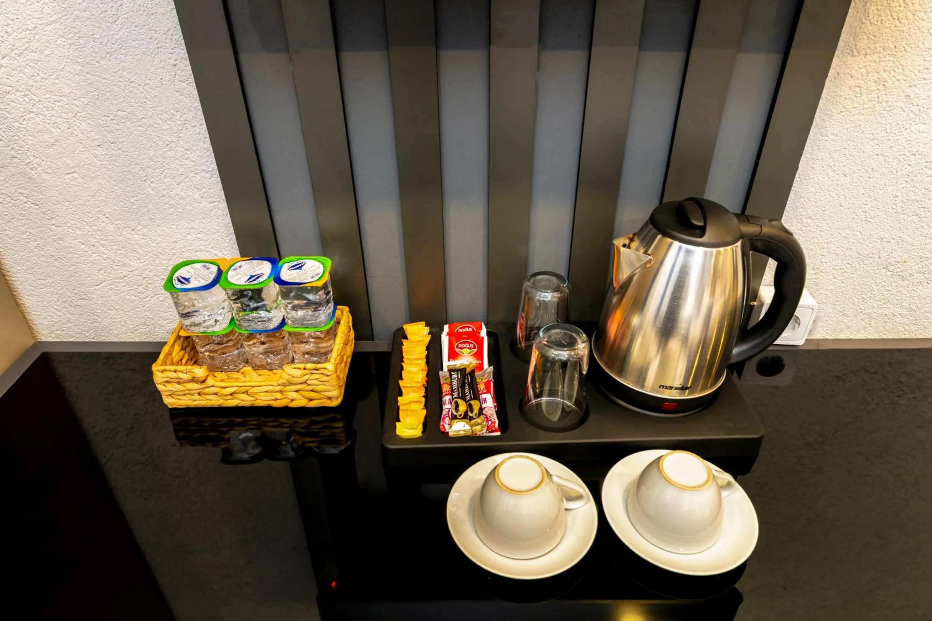 Coffee/tea facilities in The Great Airport Hotel & Restaurant