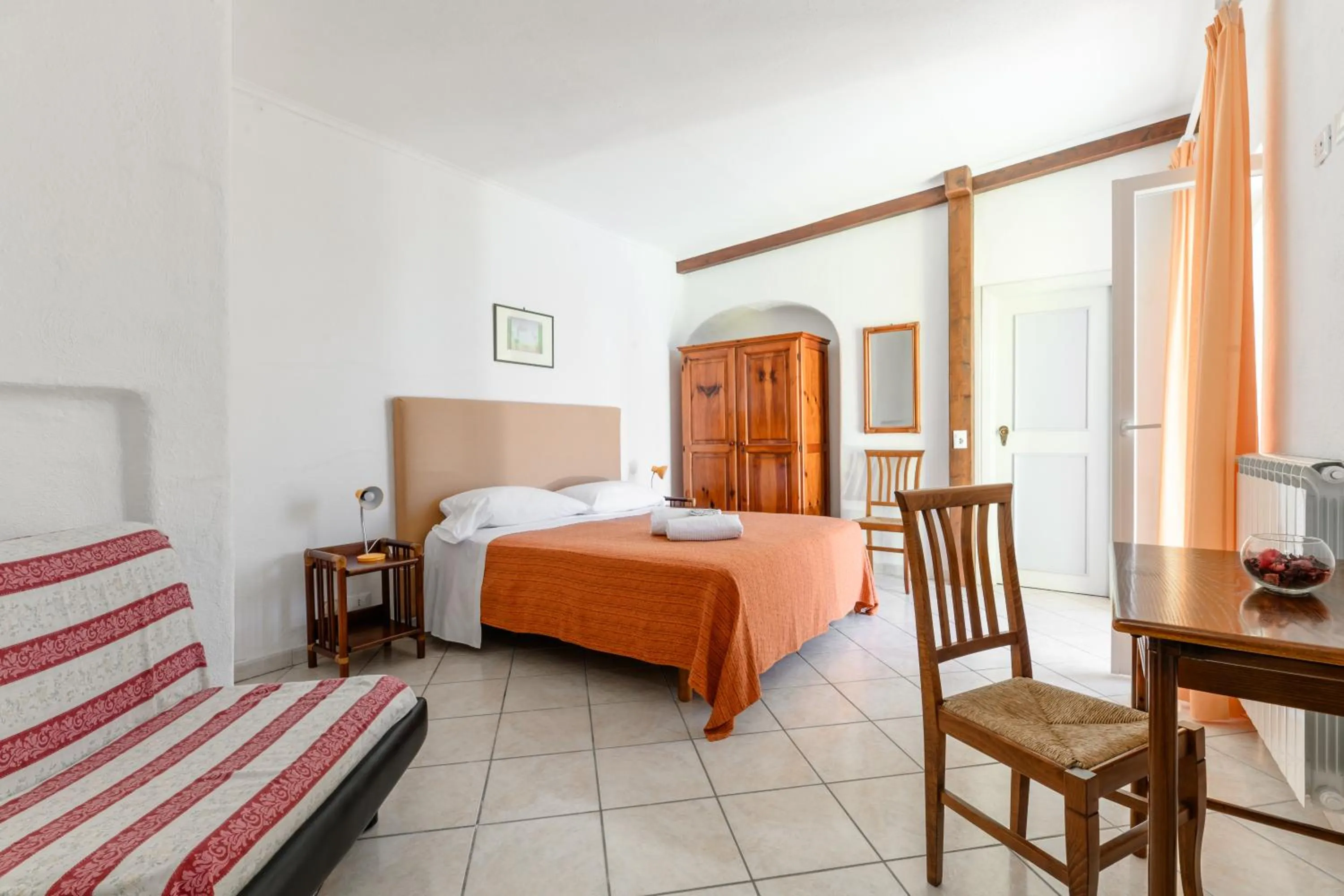 Bed in Hotel Sunset Green