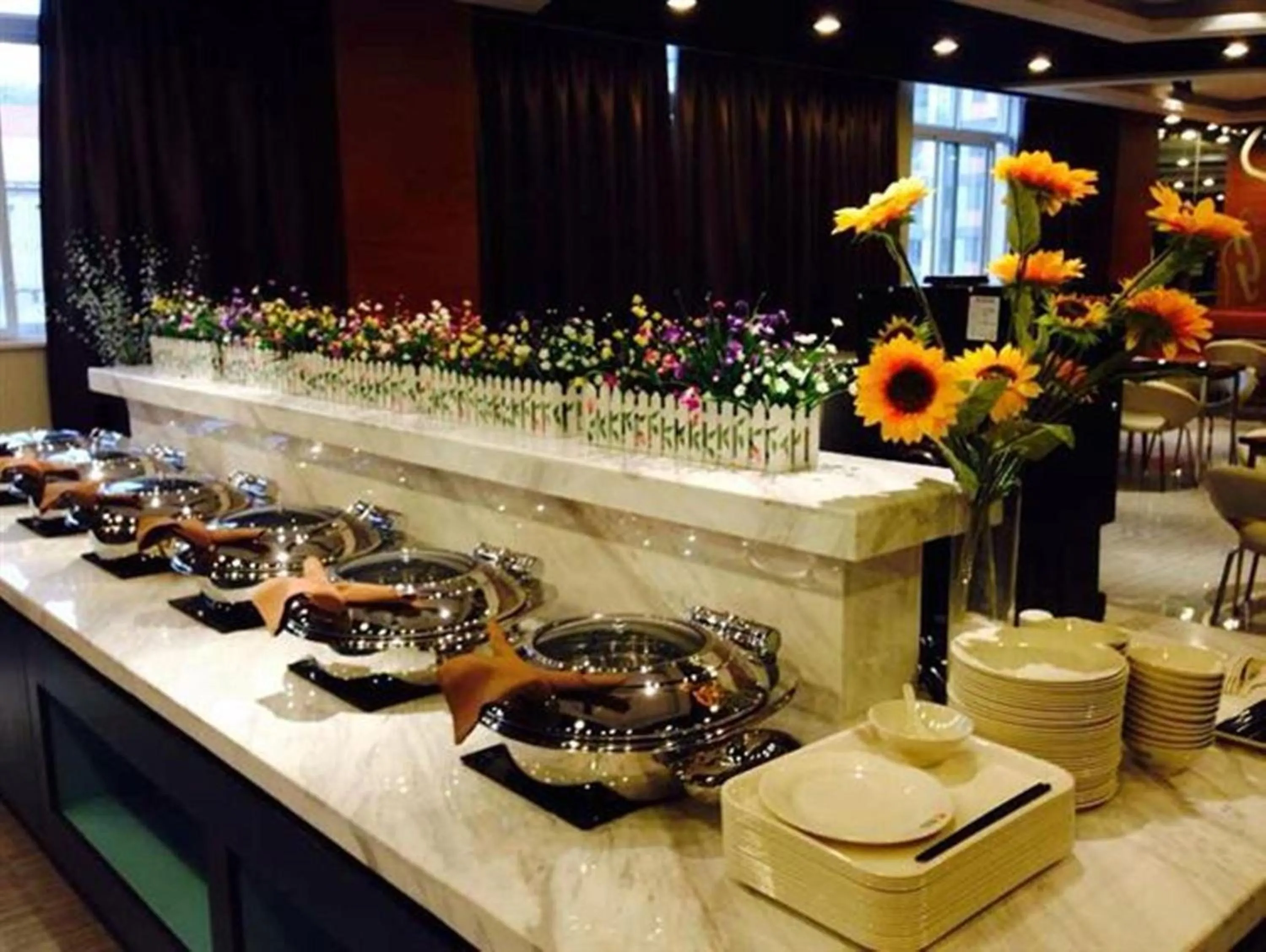 Restaurant/places to eat in Jinjiang Inn Select Chengdu Shuangliu International Airport