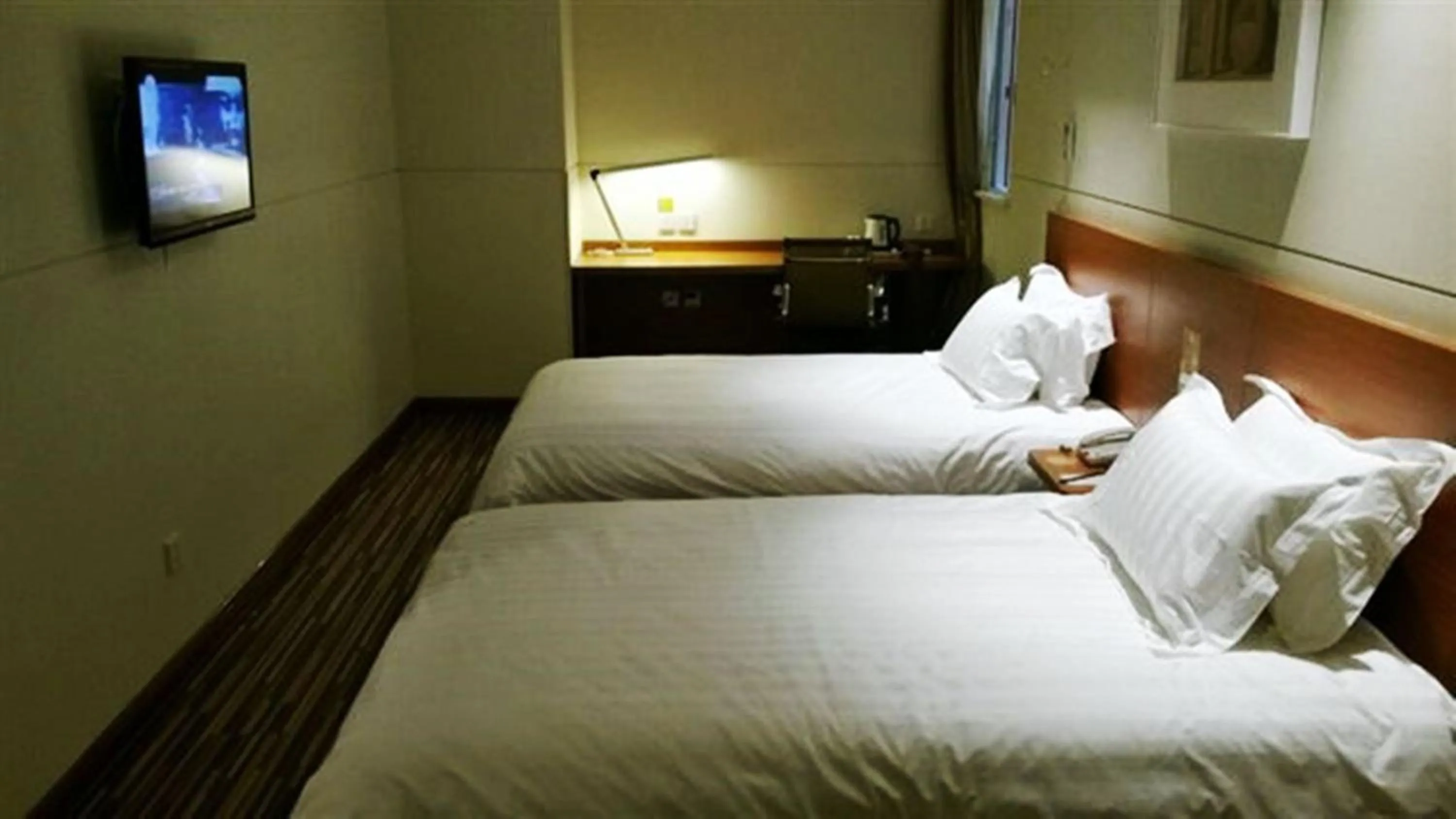 Photo of the whole room in Jinjiang Inn Select Chengdu Shuangliu International Airport