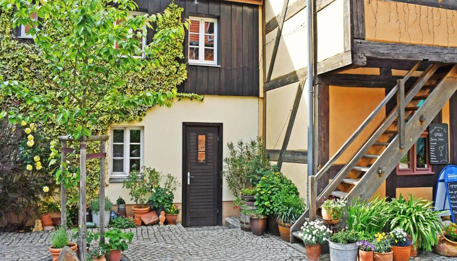 Property building in Up Hus Hotel Neuruppin