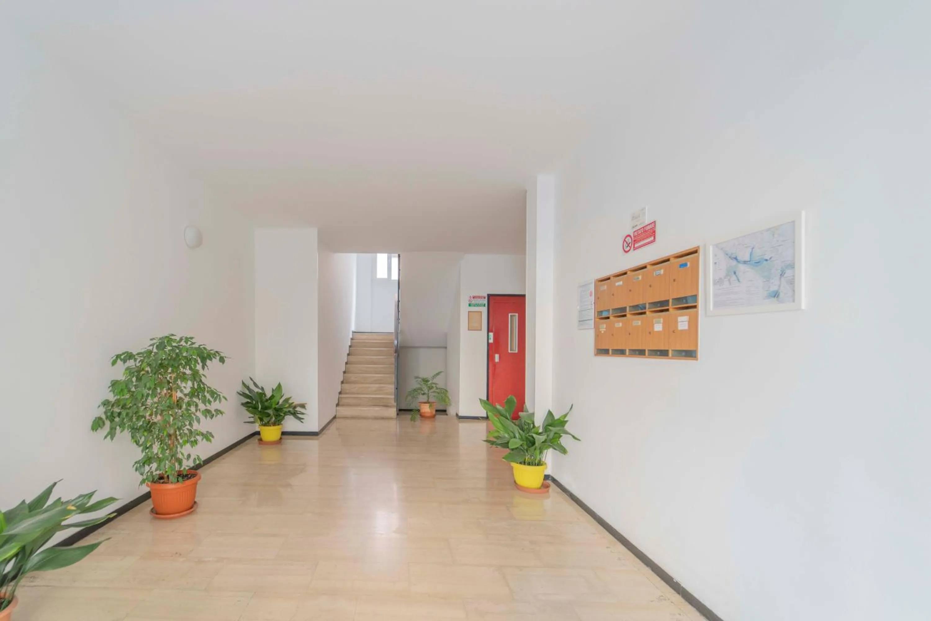 Property building in 193 - Casa Via della Chiusa - centralissimo e vicino alla baia del silenzio, spiaggia e mare 150m - Parcheggio GRATIS incluso e Aria condizionata