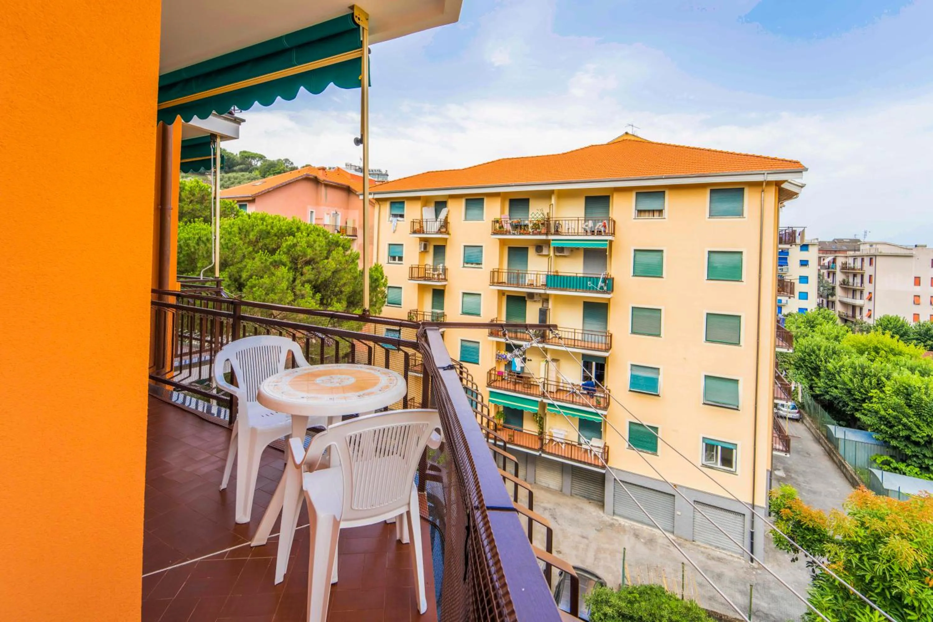 View (from property/room) in 193 - Casa Via della Chiusa - centralissimo e vicino alla baia del silenzio, spiaggia e mare 150m - Parcheggio GRATIS incluso e Aria condizionata