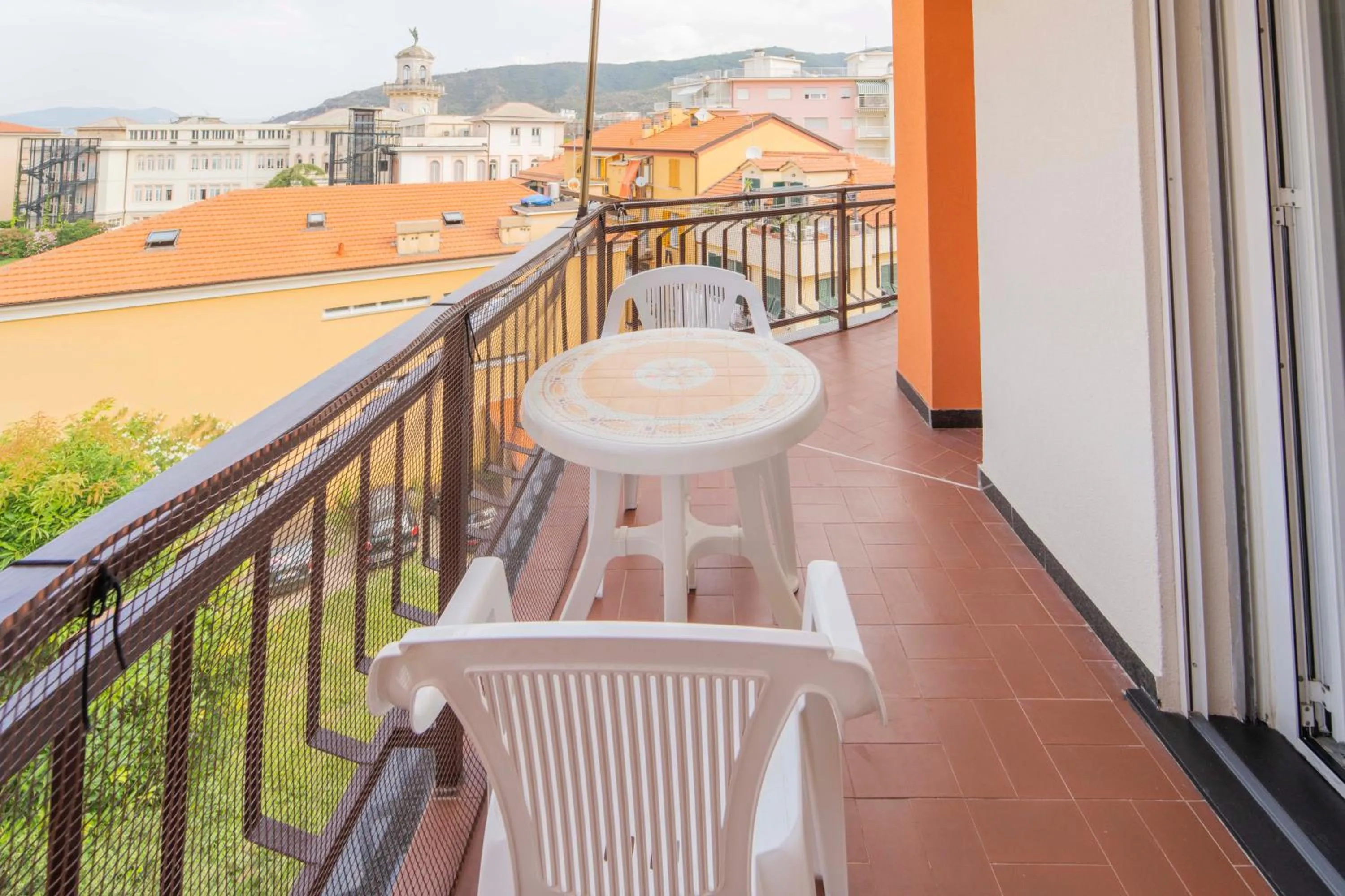 View (from property/room) in 193 - Casa Via della Chiusa - centralissimo e vicino alla baia del silenzio, spiaggia e mare 150m - Parcheggio GRATIS incluso e Aria condizionata