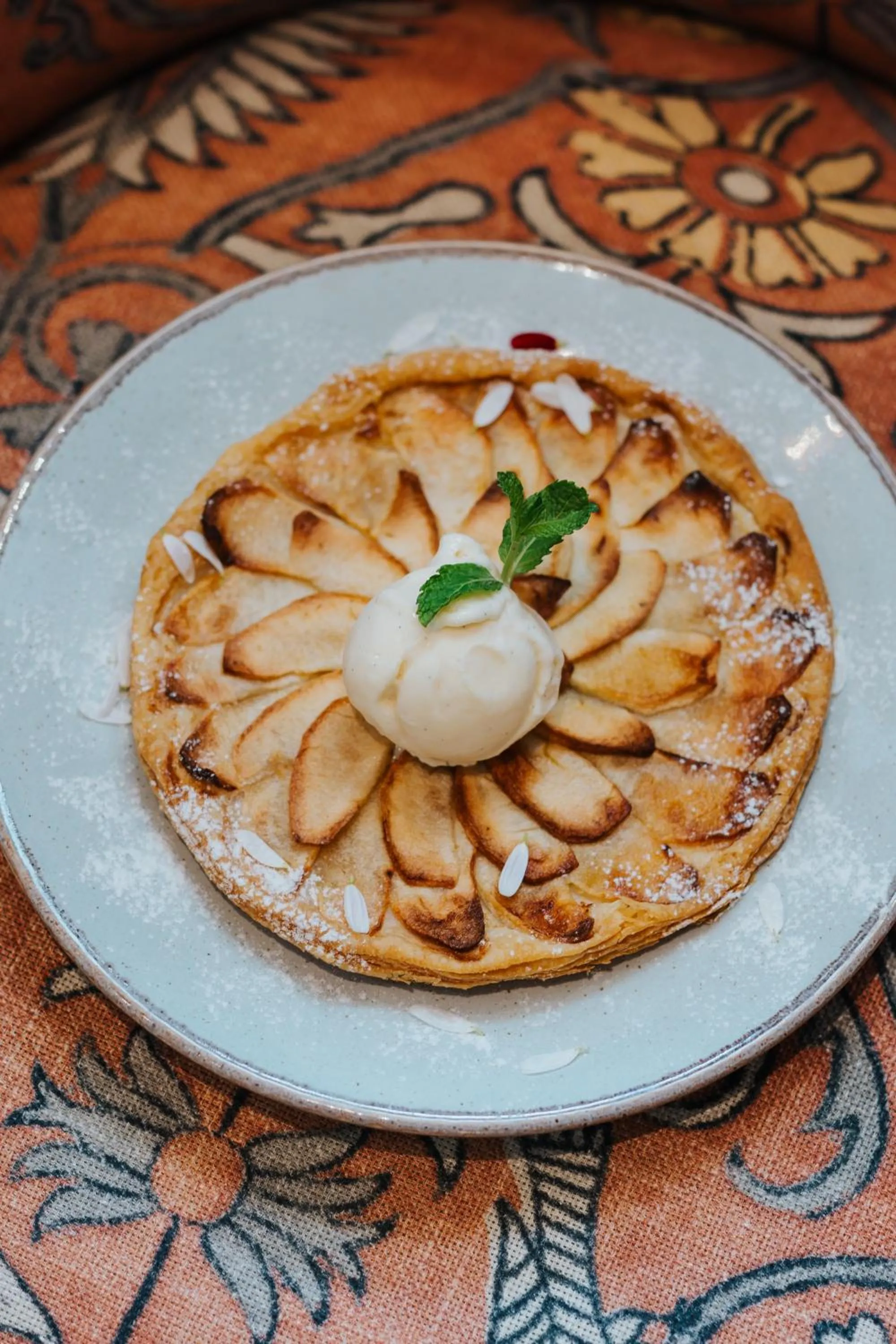 Restaurant/places to eat in AlmaLusa Alfama