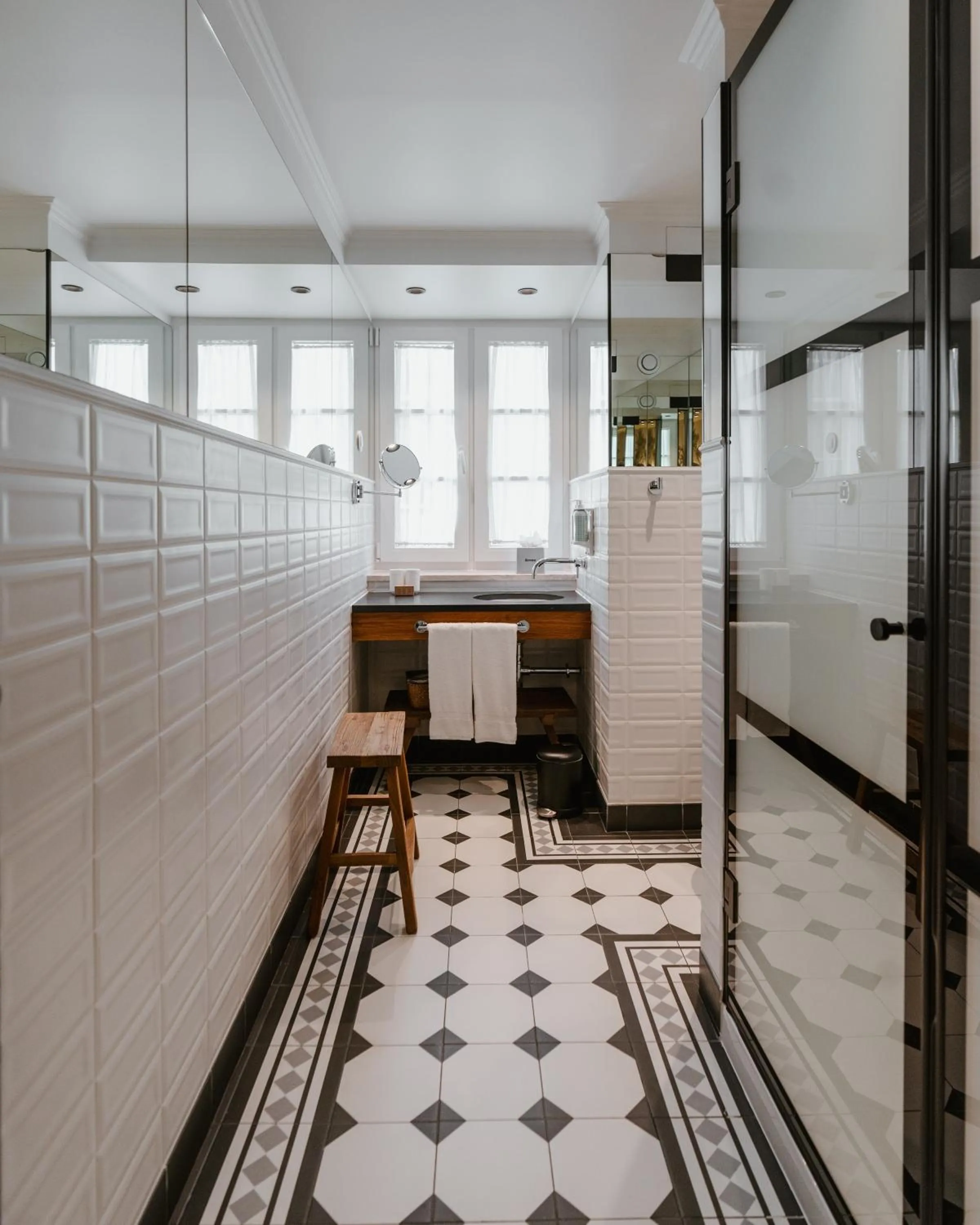 Bathroom in AlmaLusa Alfama