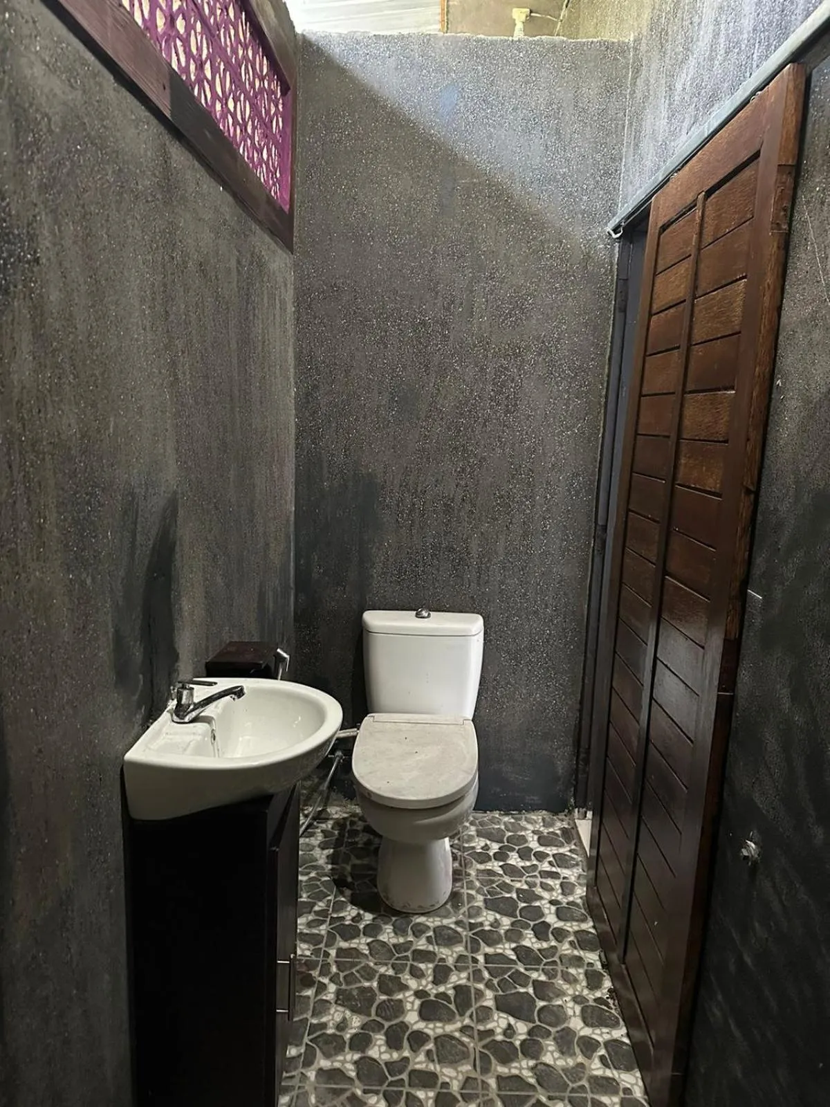 Shower in Exotic Backpackers