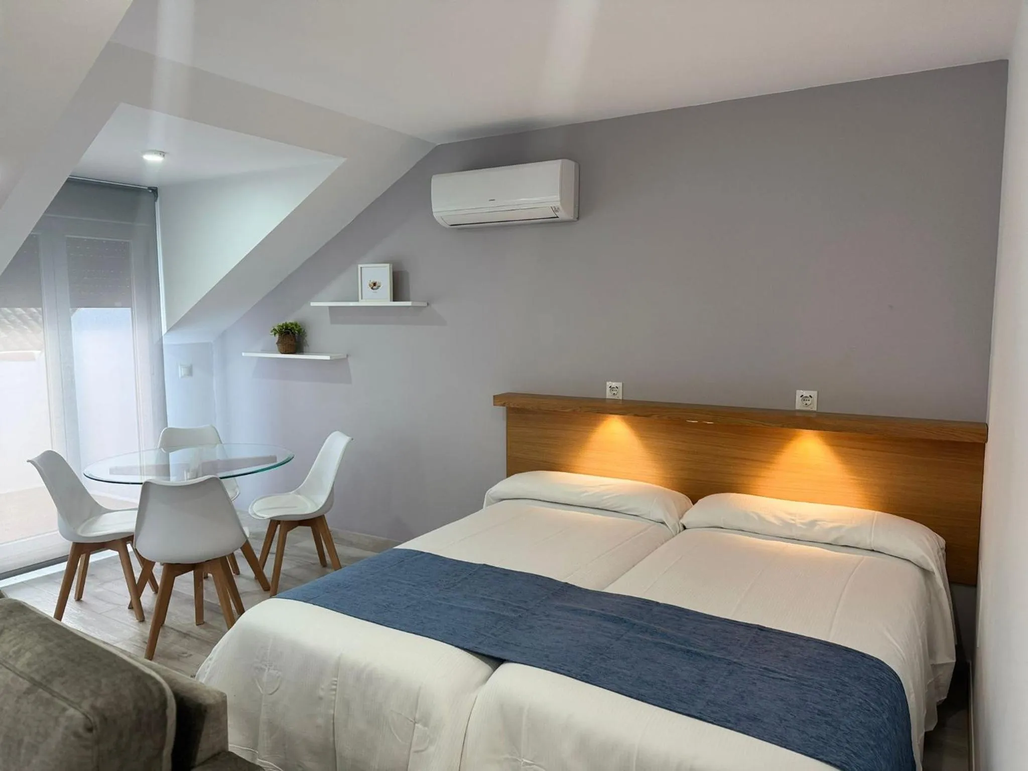 Bedroom, Bed in Hotel Apartamentos Antequera