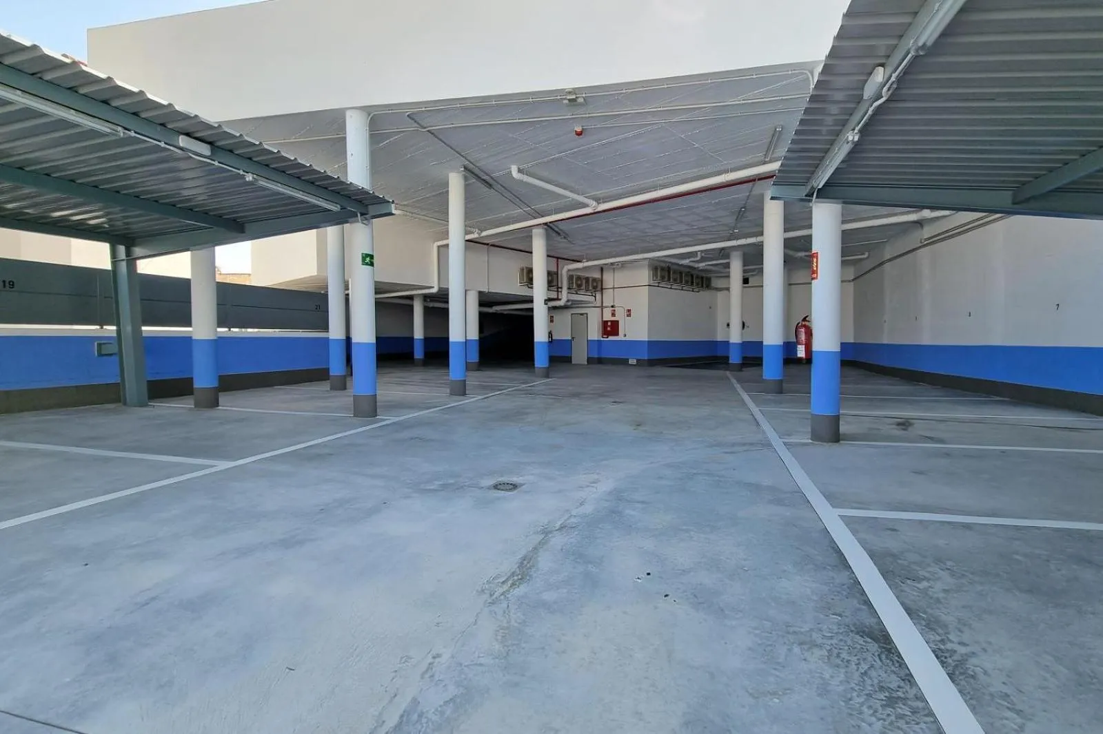 Parking in Hotel Apartamentos Antequera