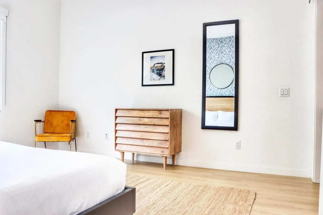 Bed in Executive Escape in Downtown San Diego