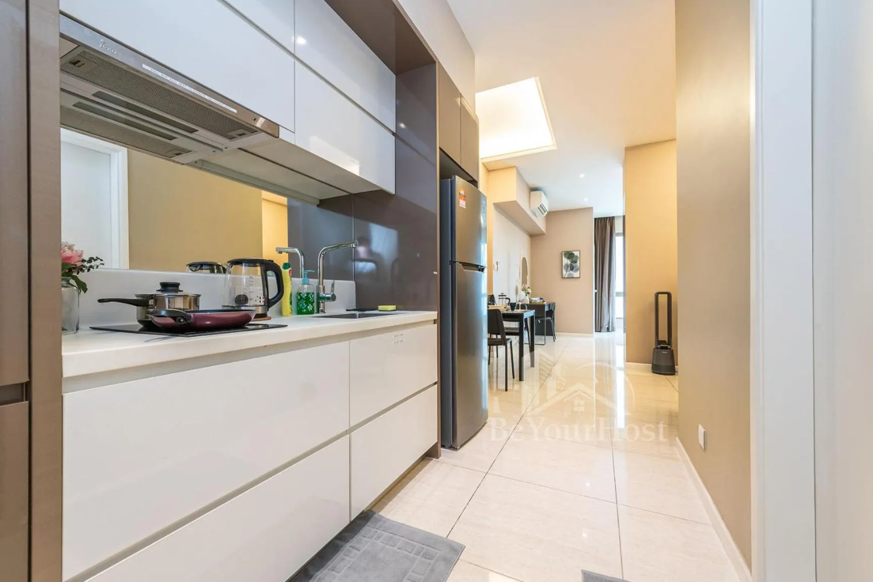 Kitchen or kitchenette in Dorsett Residences Sri Hartamas (Kuala Lumpur)