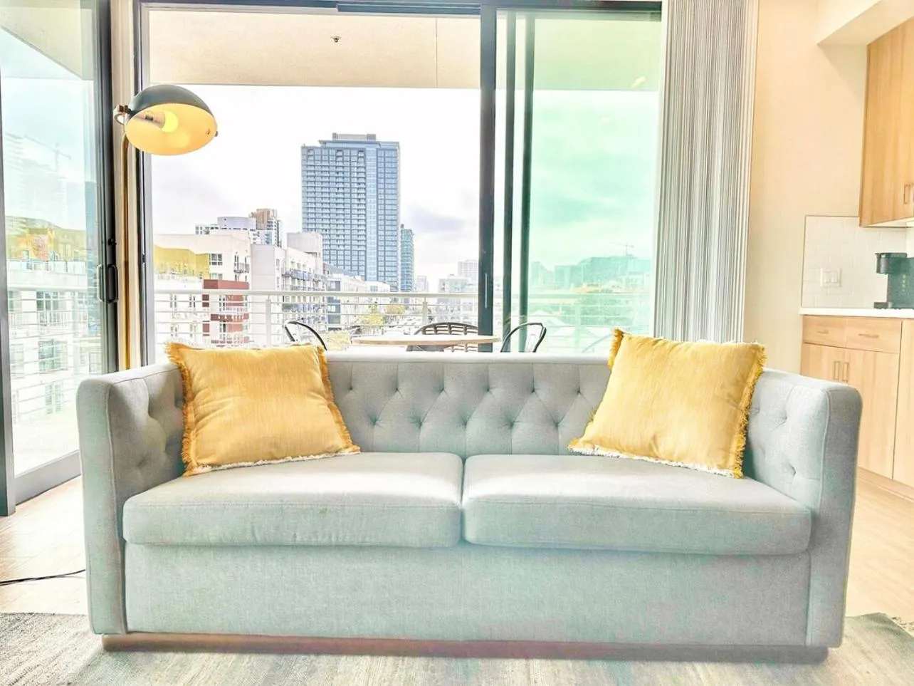 One Bedroom Apartment Wbalcony And City Views!