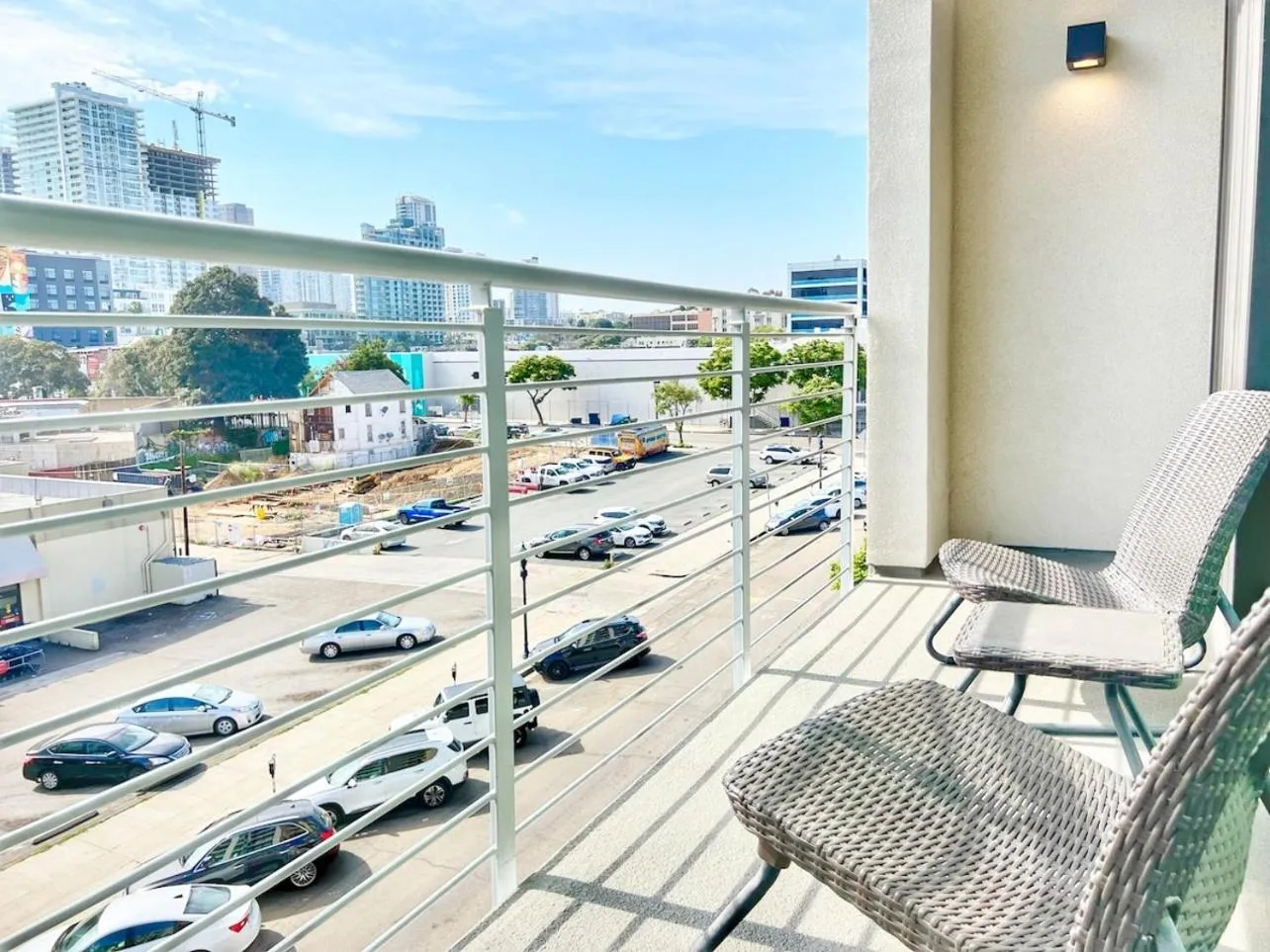 City View Apartment in Downtown