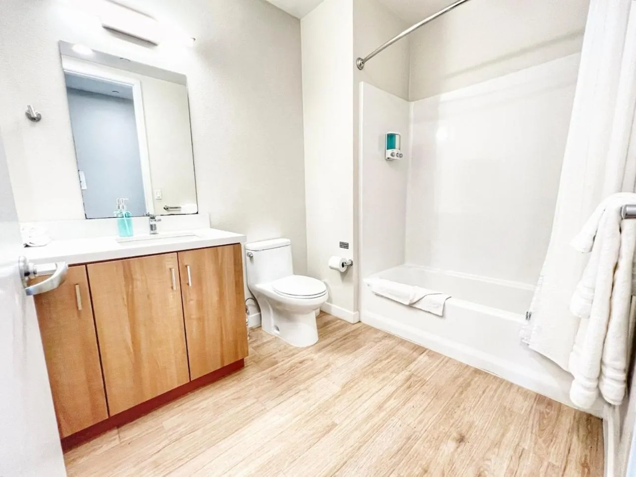 City View Apartment in Downtown