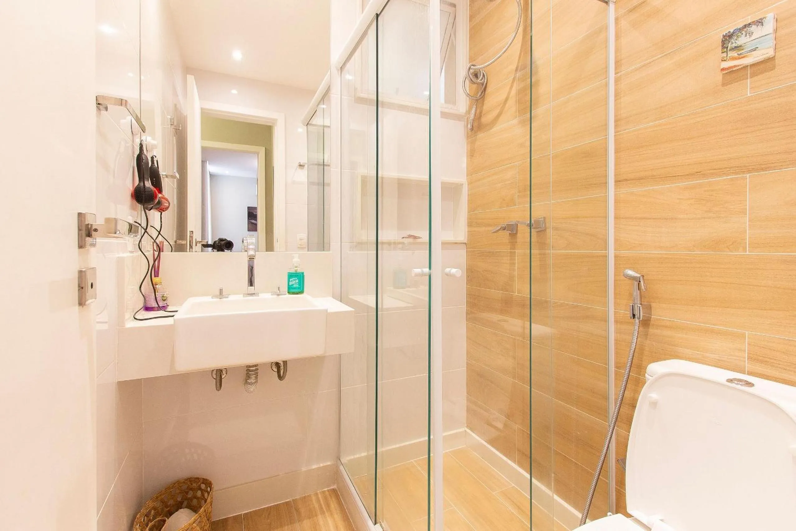 Shower in Praia e Conforto em Ipanema!