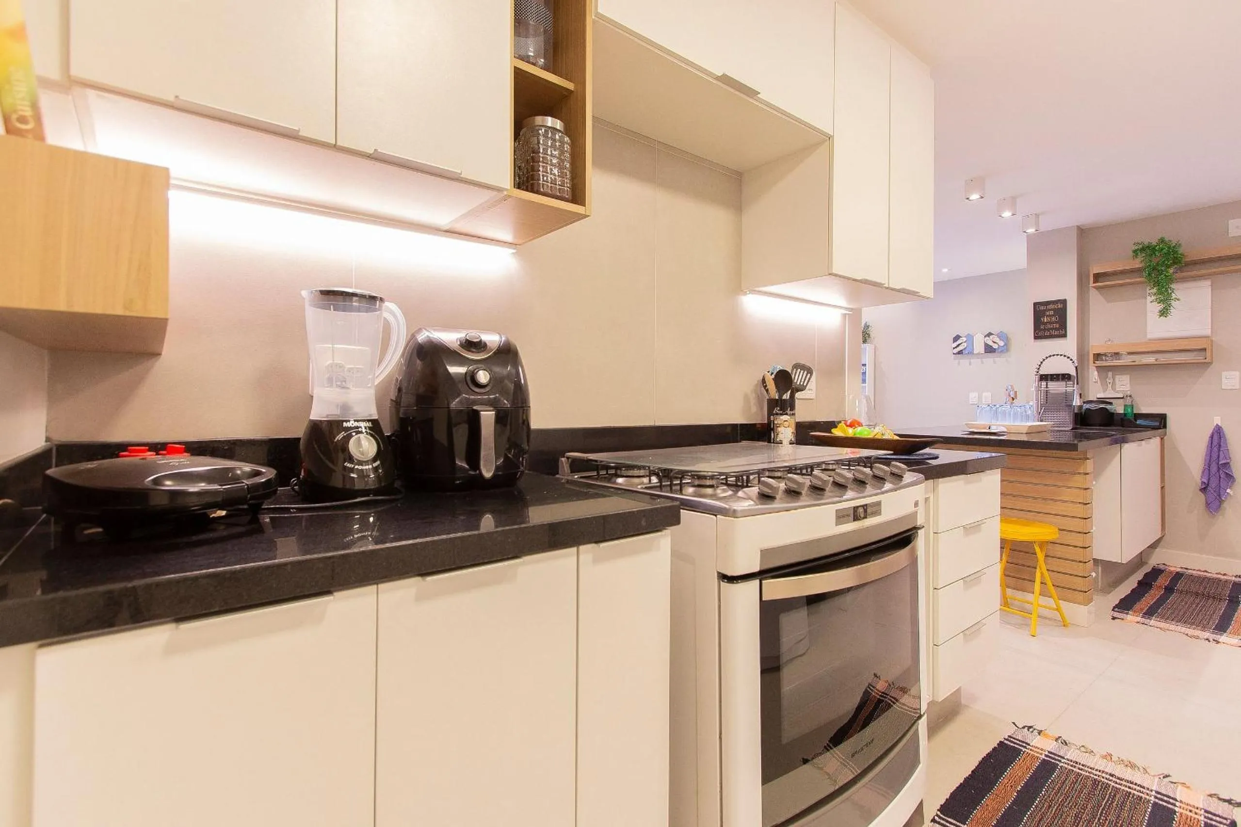 Kitchen or kitchenette in Praia e Conforto em Ipanema!