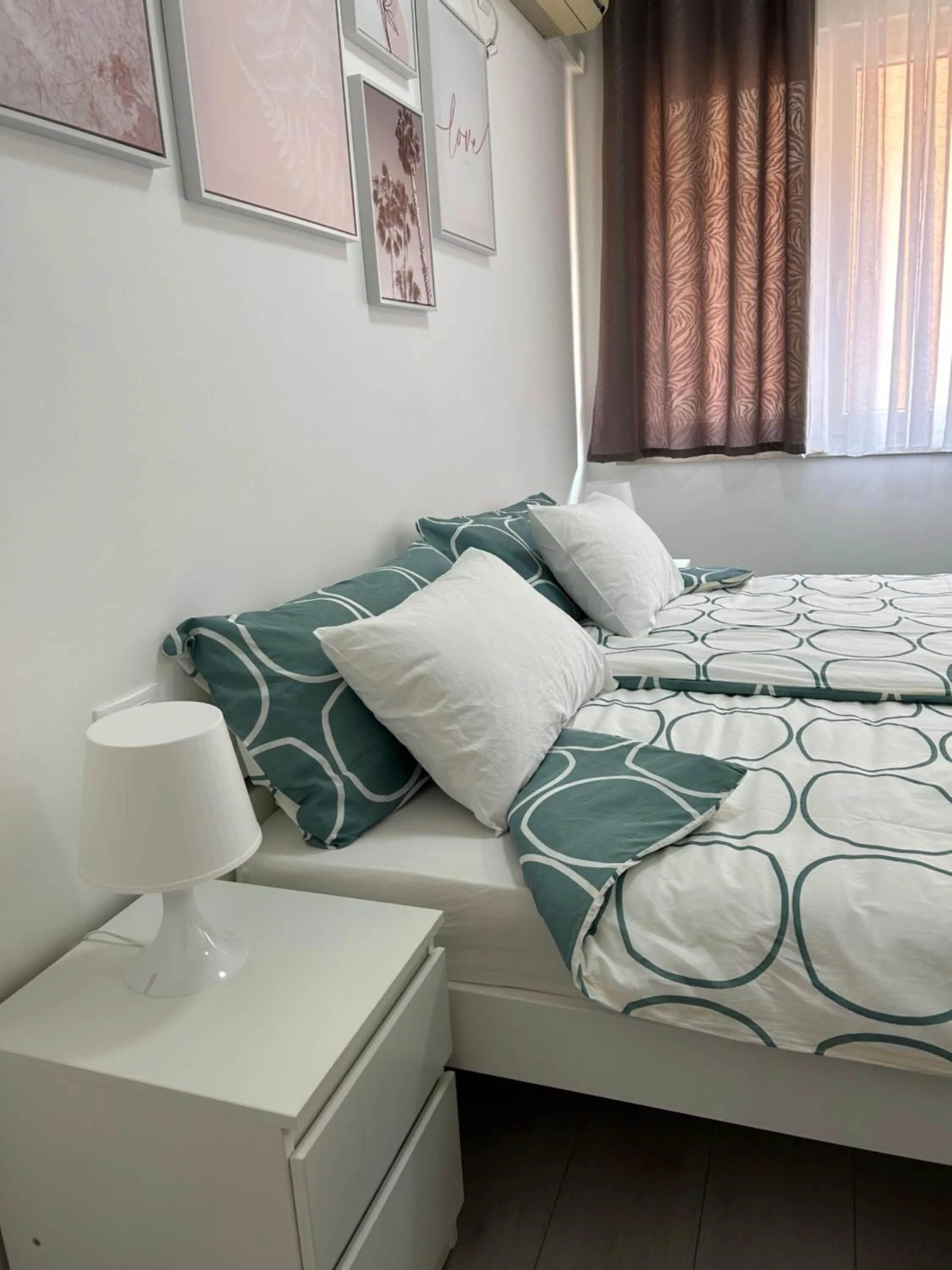 Bedroom, Bed in Rijeka UrbanSPA