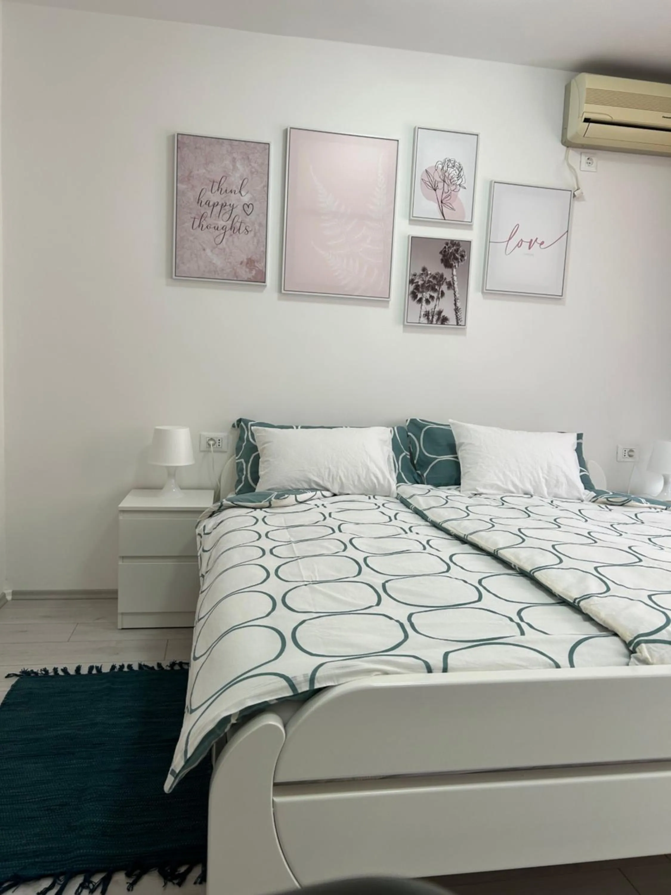 Bed in Rijeka UrbanSPA