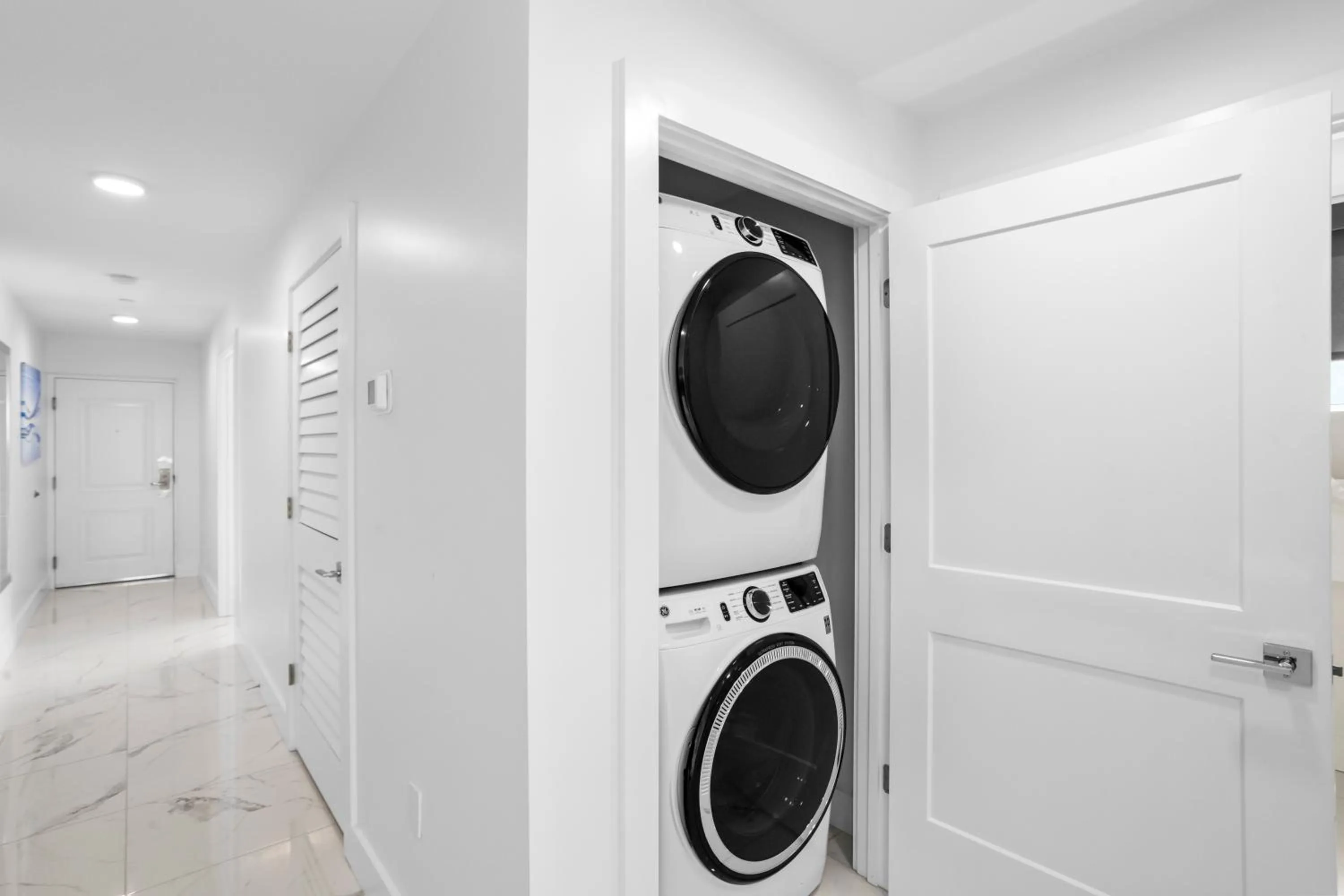 washing machine in Ocean Club Treasure Island Hotel