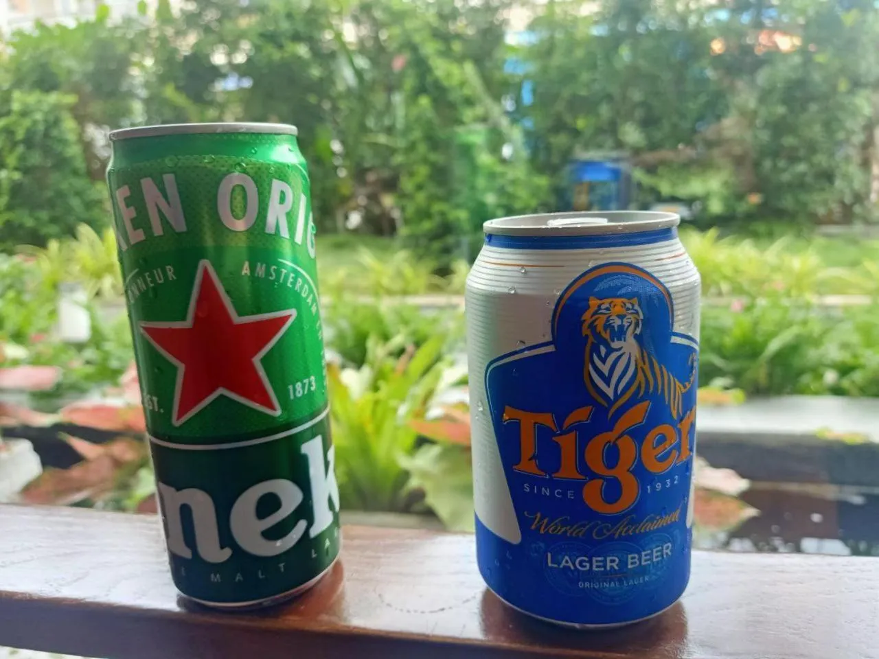 Evening entertainment in Nimith Hotel & Restaurant