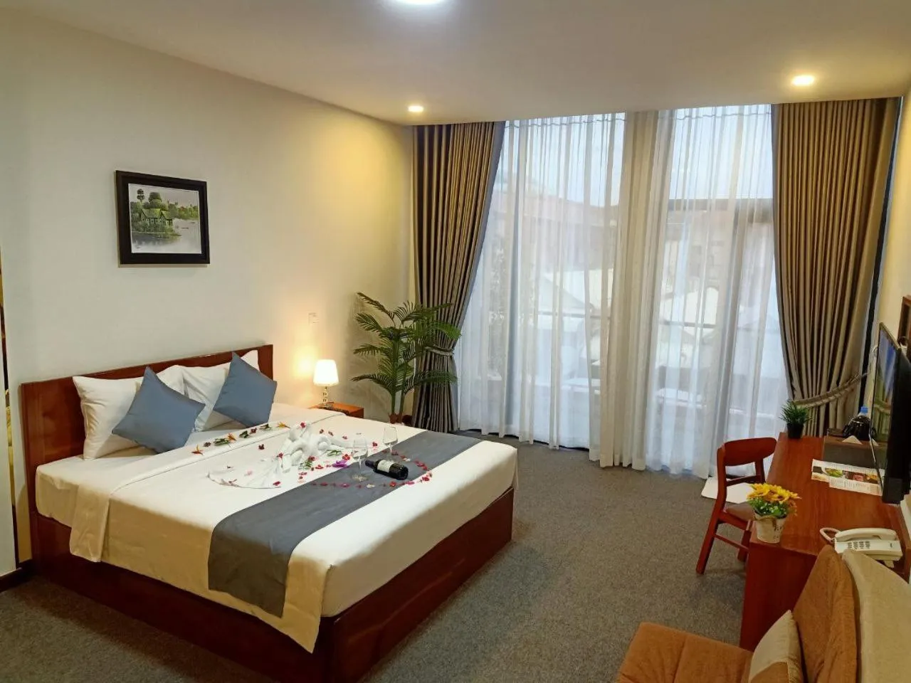 Bedroom, Bed in Nimith Hotel & Restaurant