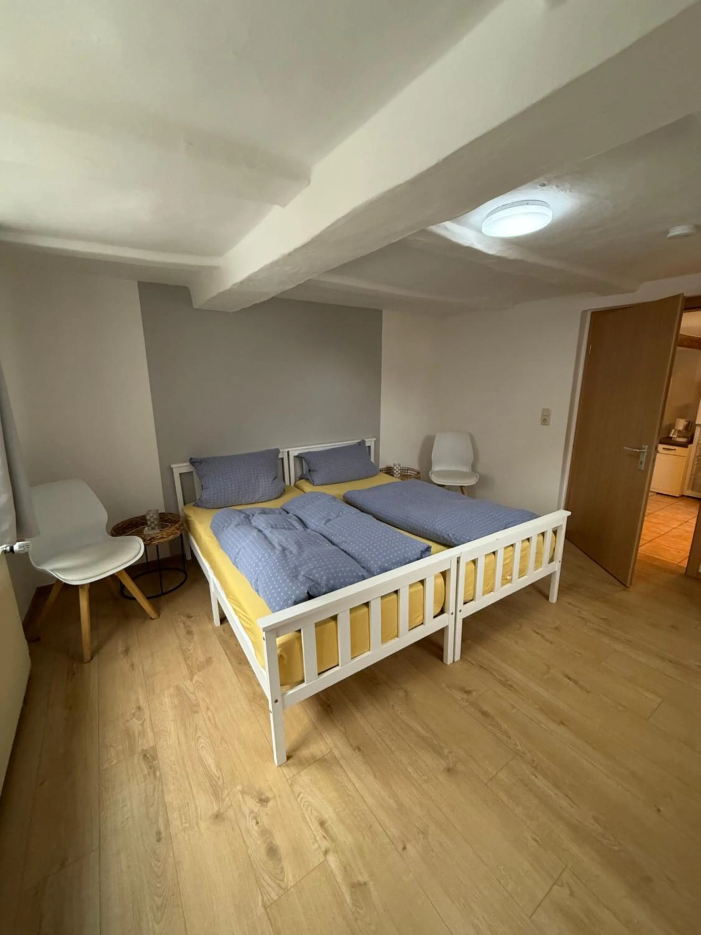 Ferienwohnung Nähe Edersee 1 Schlafzimmer, Garten, Parkplatz - Wohnung 2 von 3