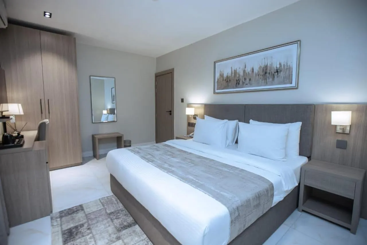 Bed in Knightsbridge Hotel & Suites