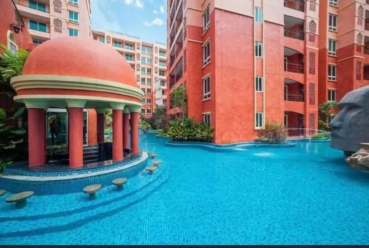 Seven seas resort Pool Access by Saifon