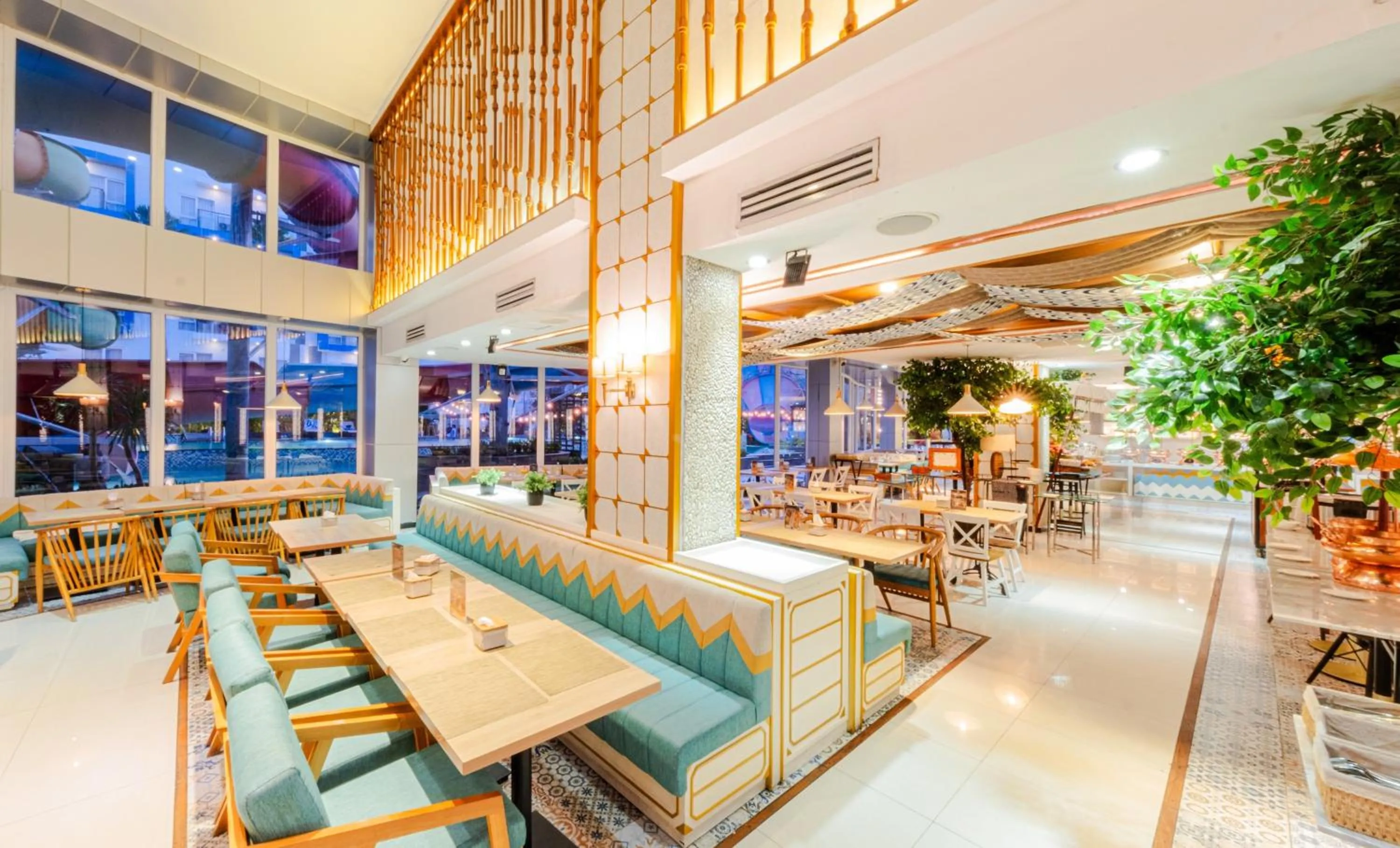 Restaurant/places to eat in Astara Hotel Balikpapan