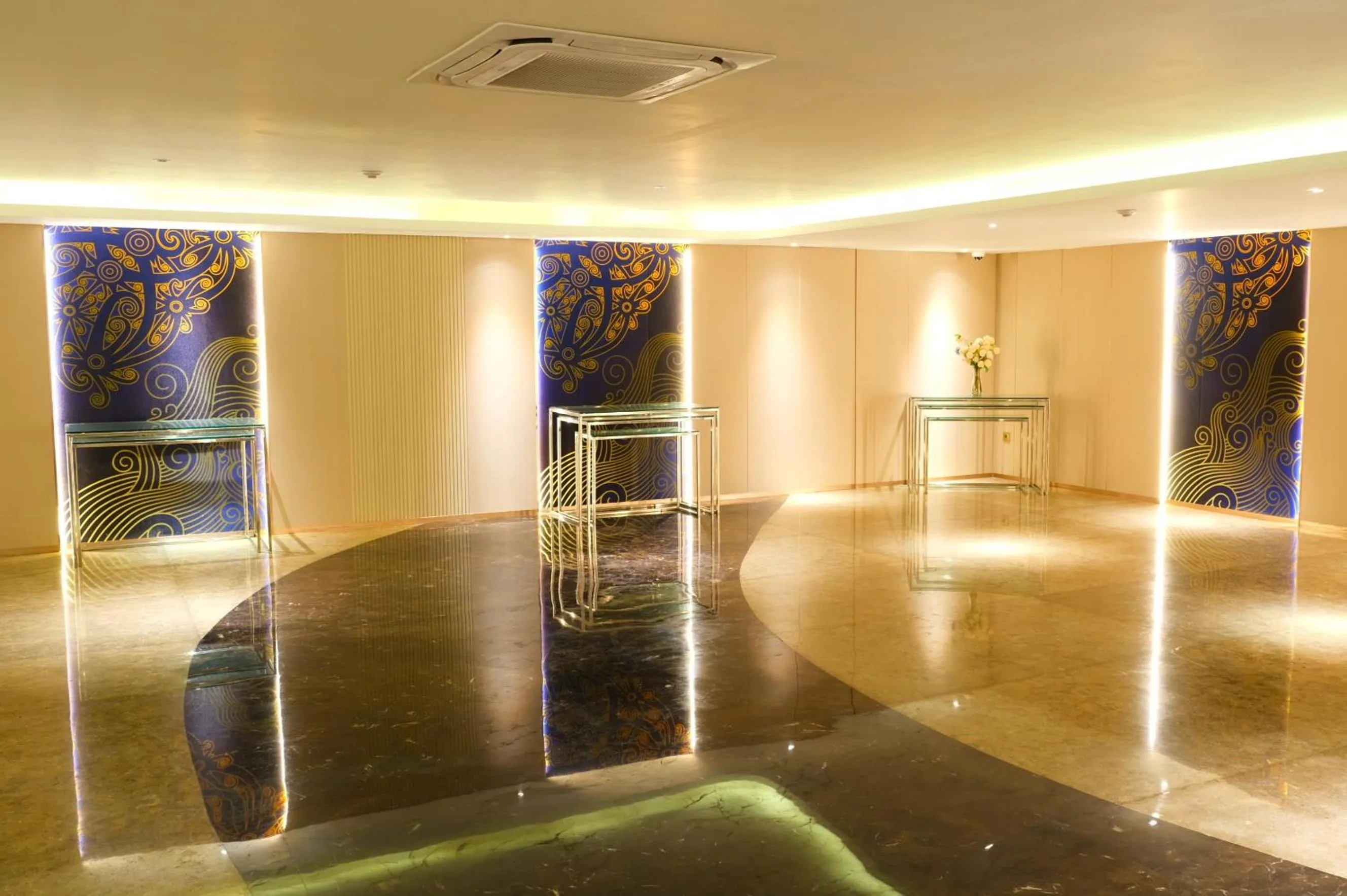 Business facilities in Astara Hotel Balikpapan