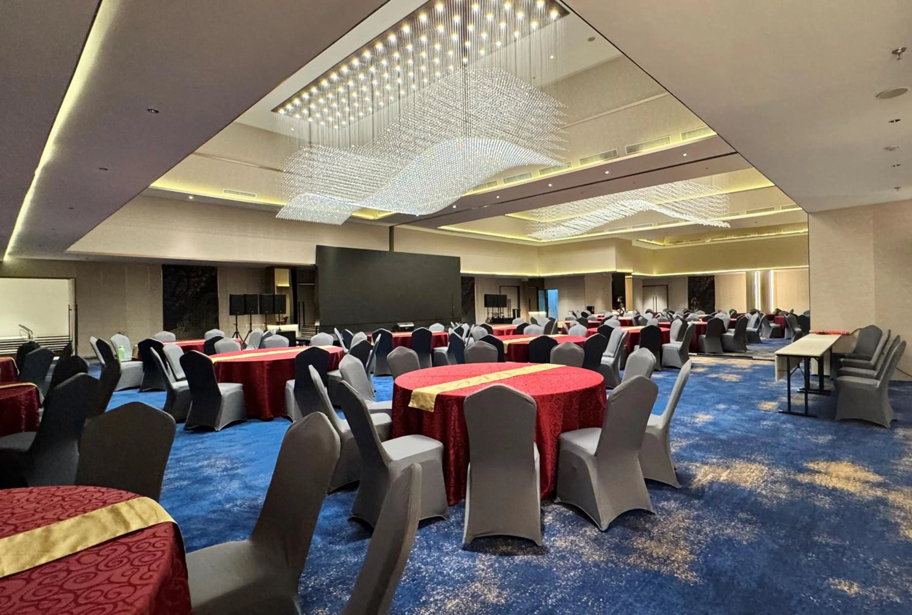 Business facilities in Astara Hotel Balikpapan