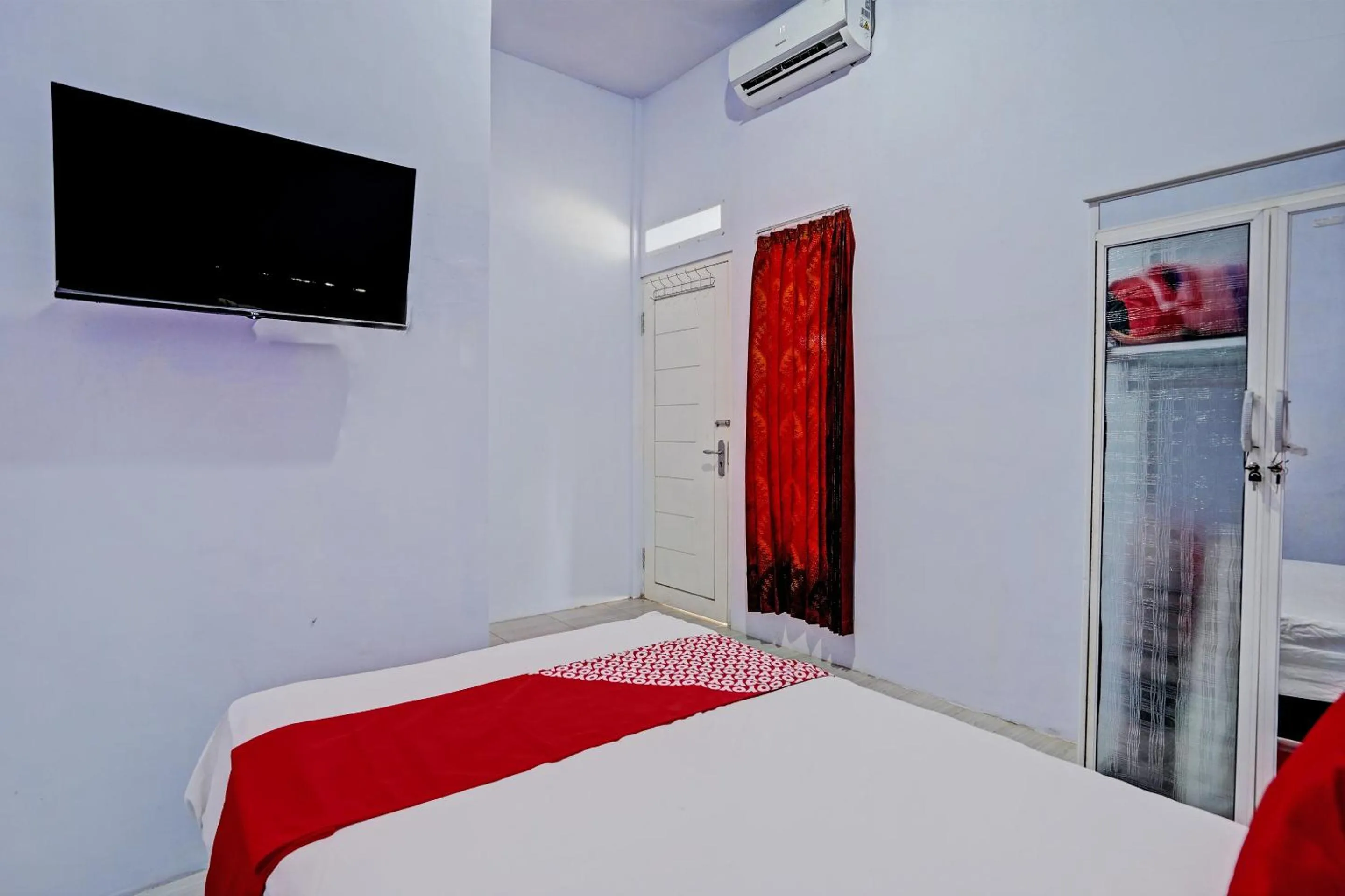 Bedroom, Bed in Hotel O Niza Guesthouse Syariah