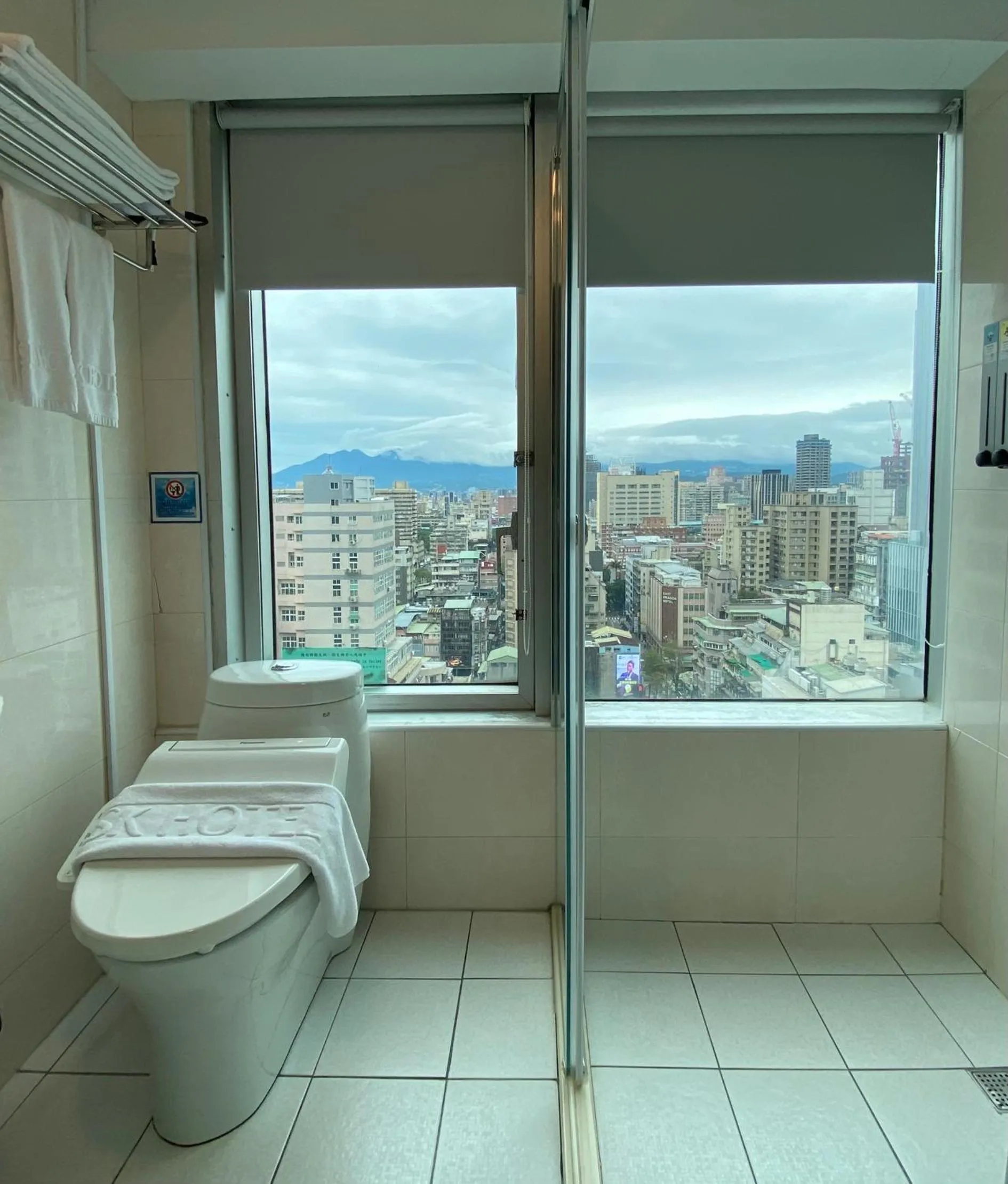 西門雲町旅店 Sky Gate Hotel