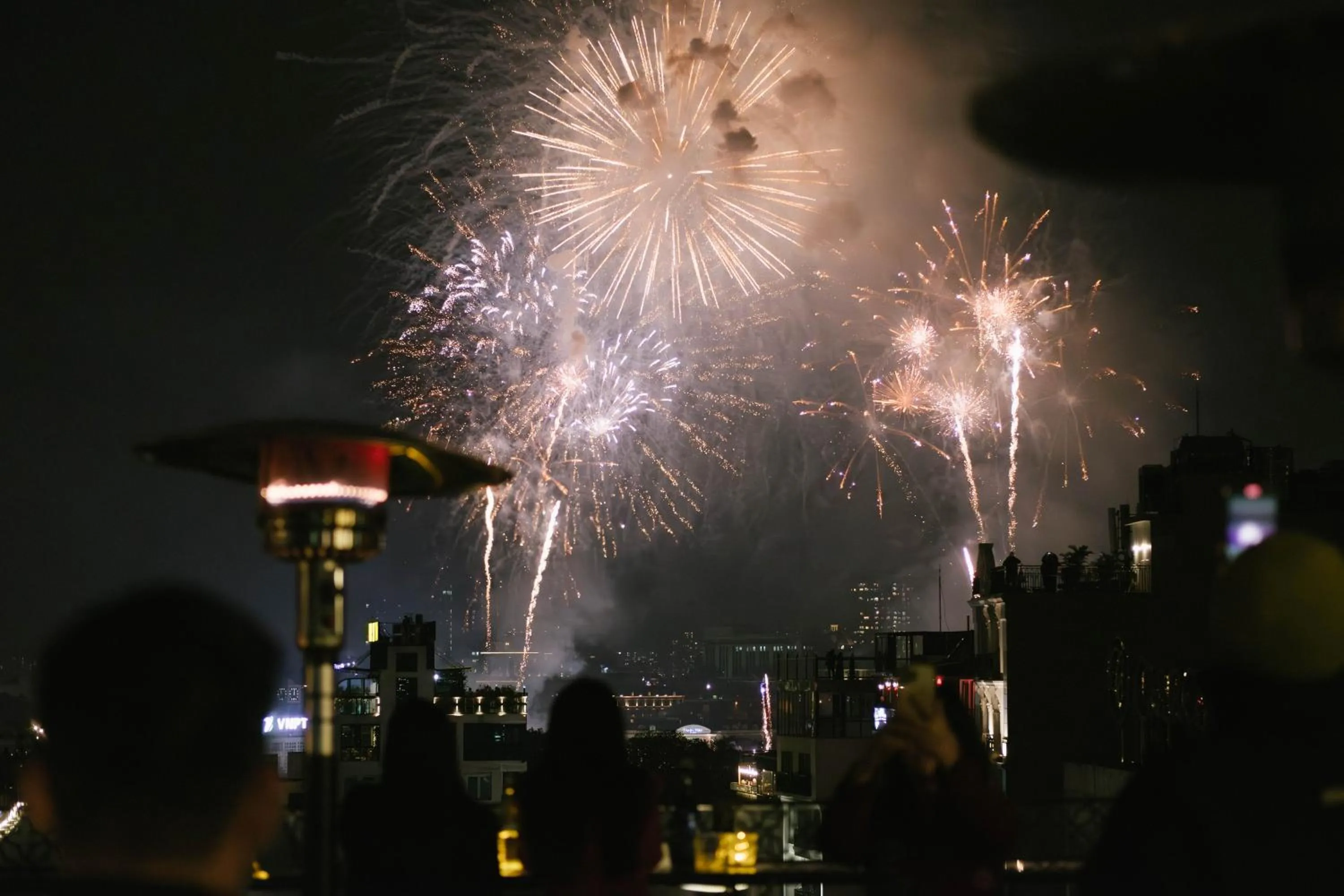 Lounge or bar in Le Chanvre Hanoi Hotel & Spa