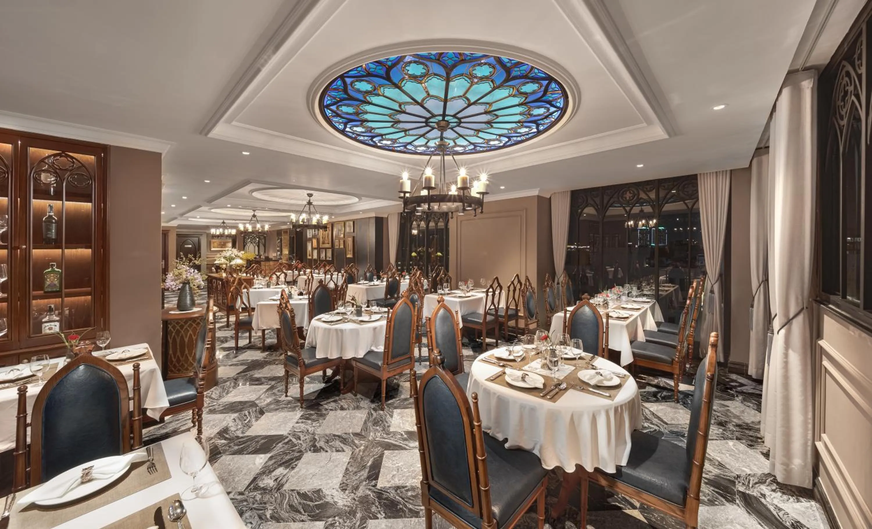 Restaurant/places to eat in Le Chanvre Hanoi Hotel & Spa