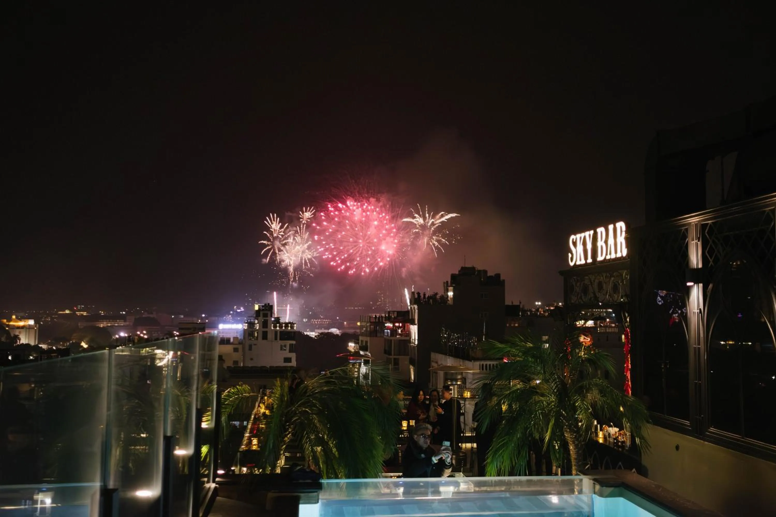 Swimming pool in Le Chanvre Hanoi Hotel & Spa