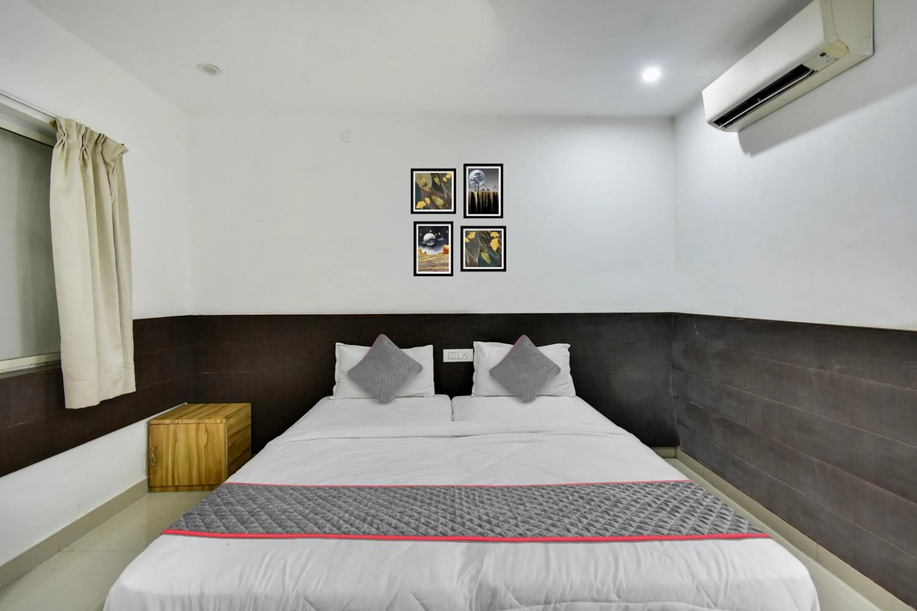 Bedroom in Collection O Elite Residency