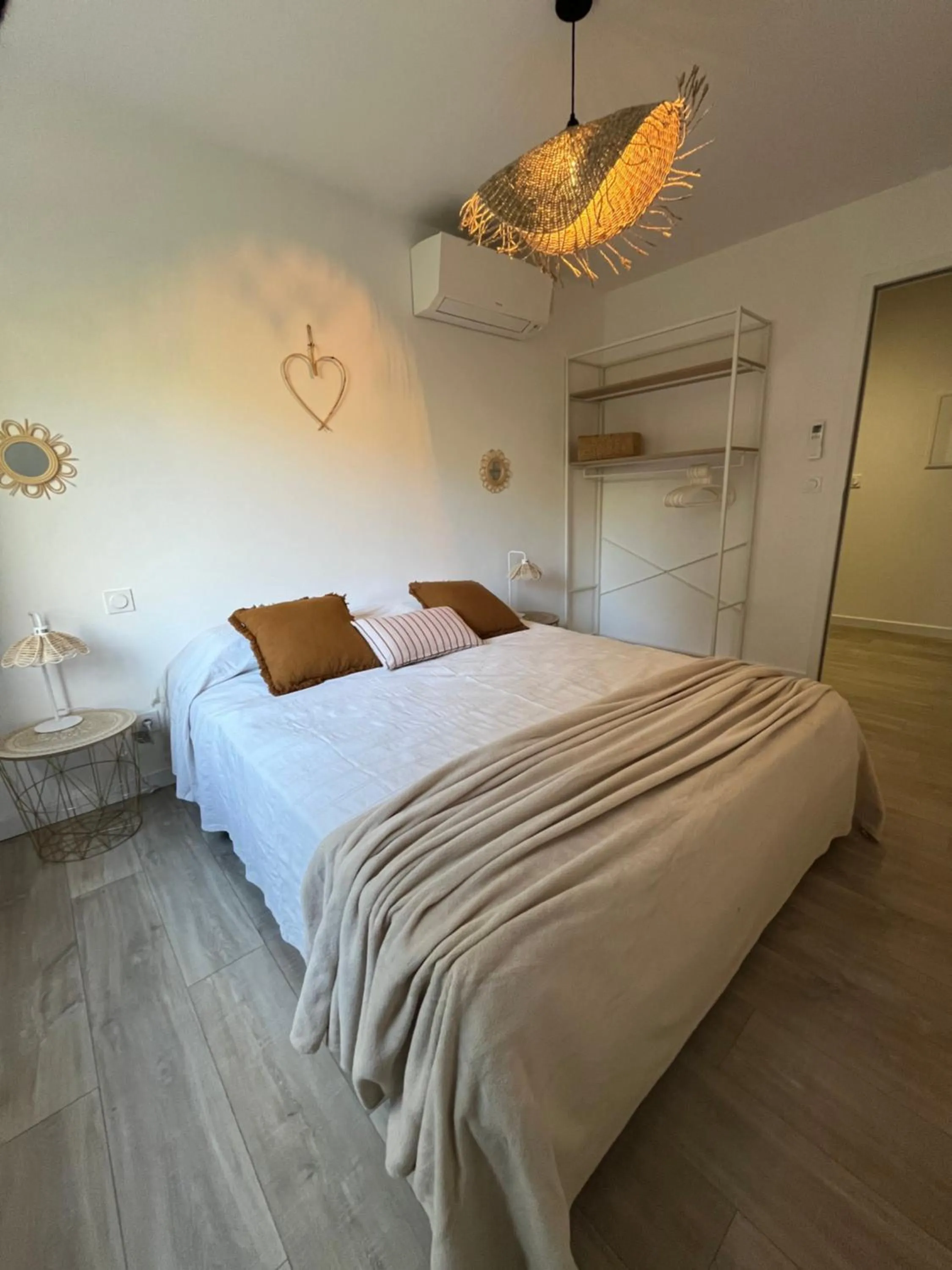 Bed in Hôtel Résidence CAPENSE