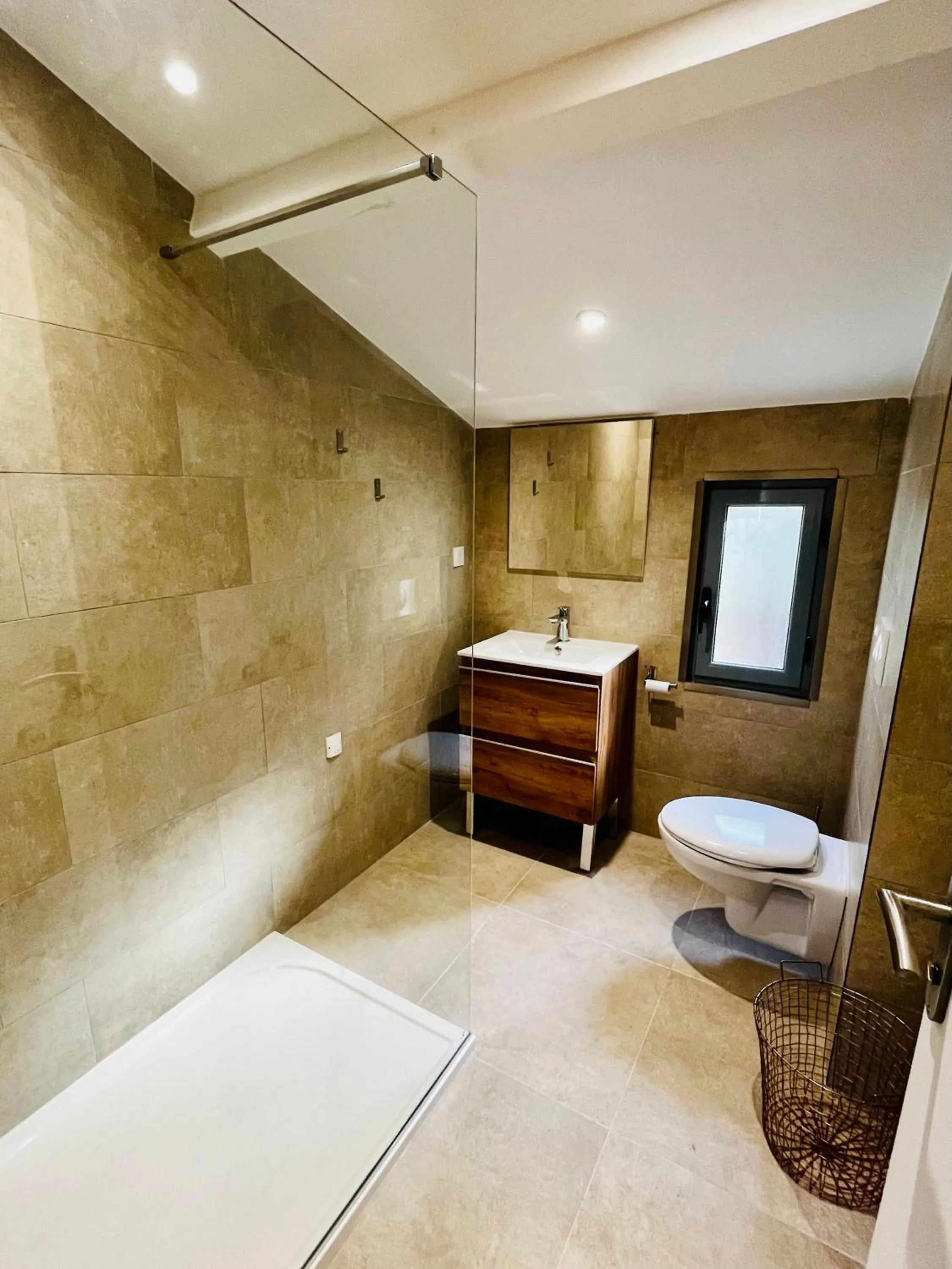 Shower in Hôtel Résidence CAPENSE