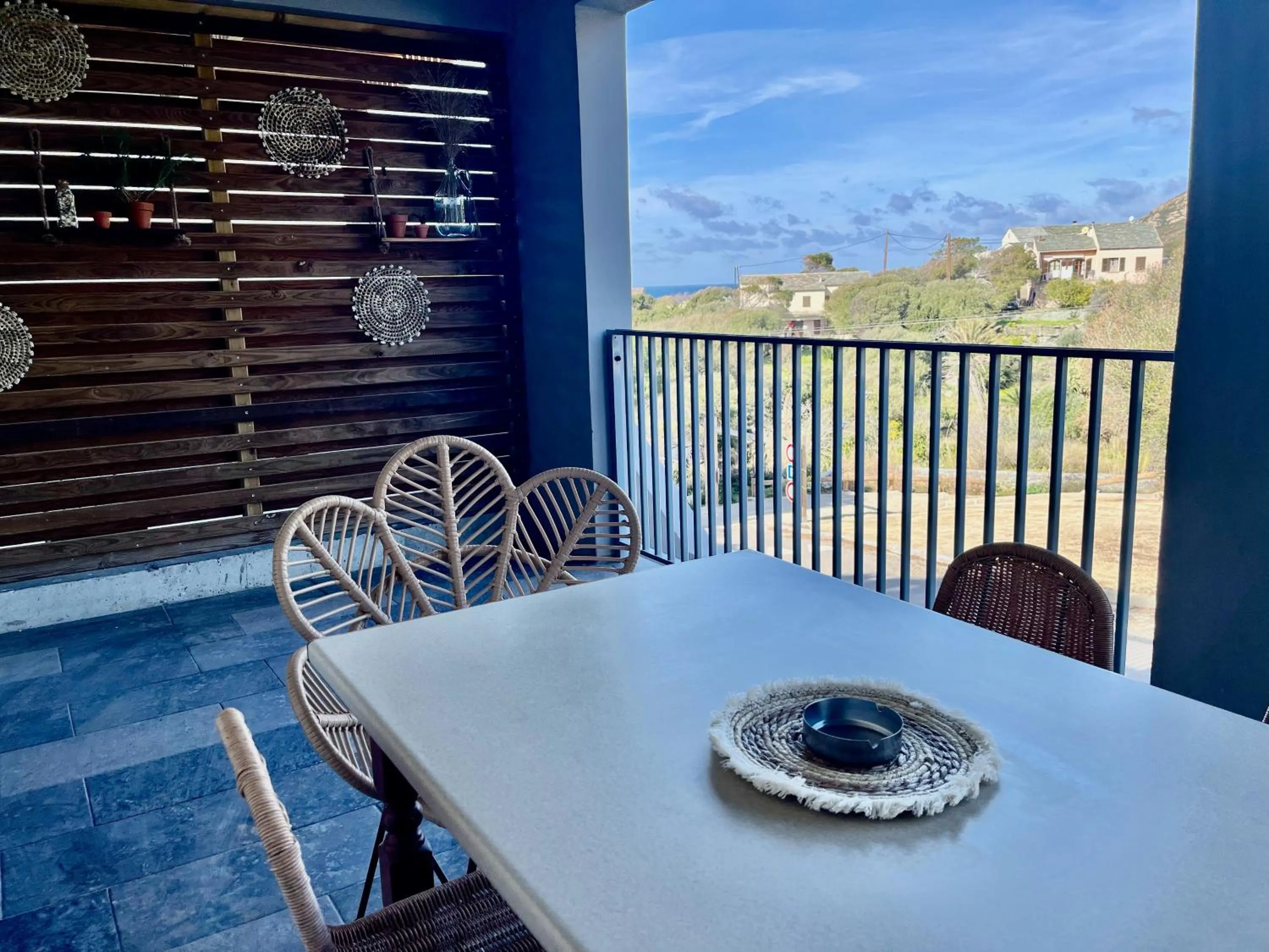 Patio in Hôtel Résidence CAPENSE