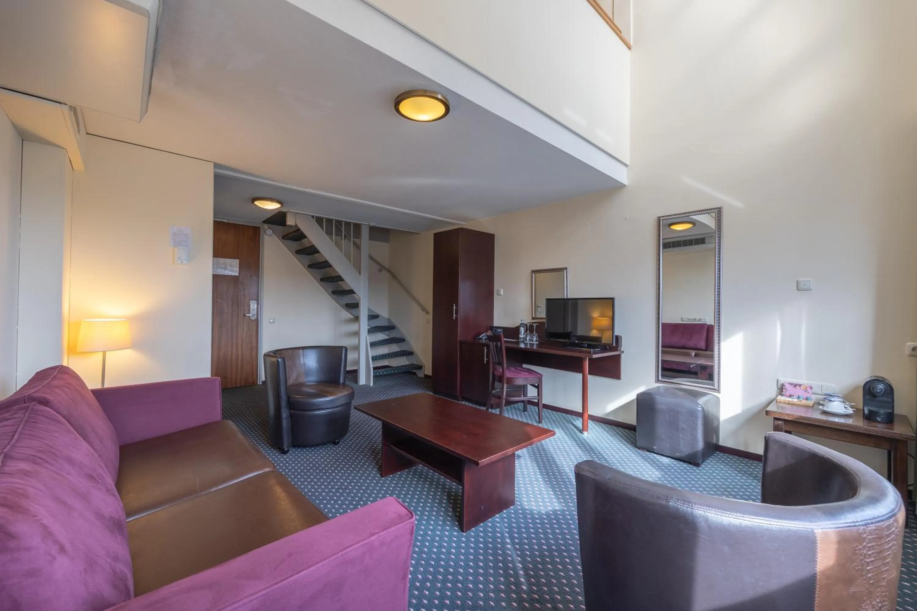 Seating area in Amrâth Grand Hotel de l’Empereur