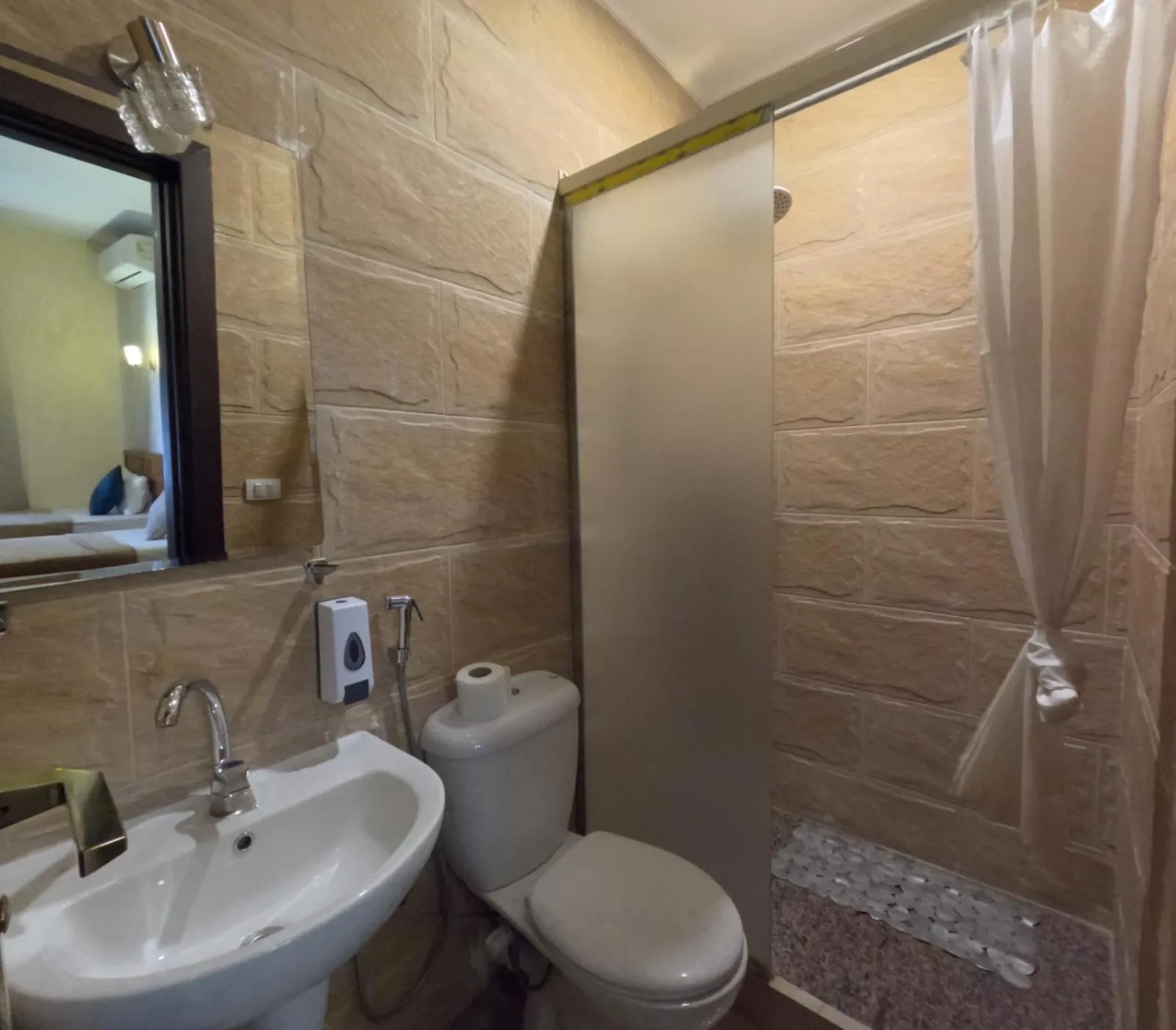 Shower in Cairo Dream Boutique Hotel