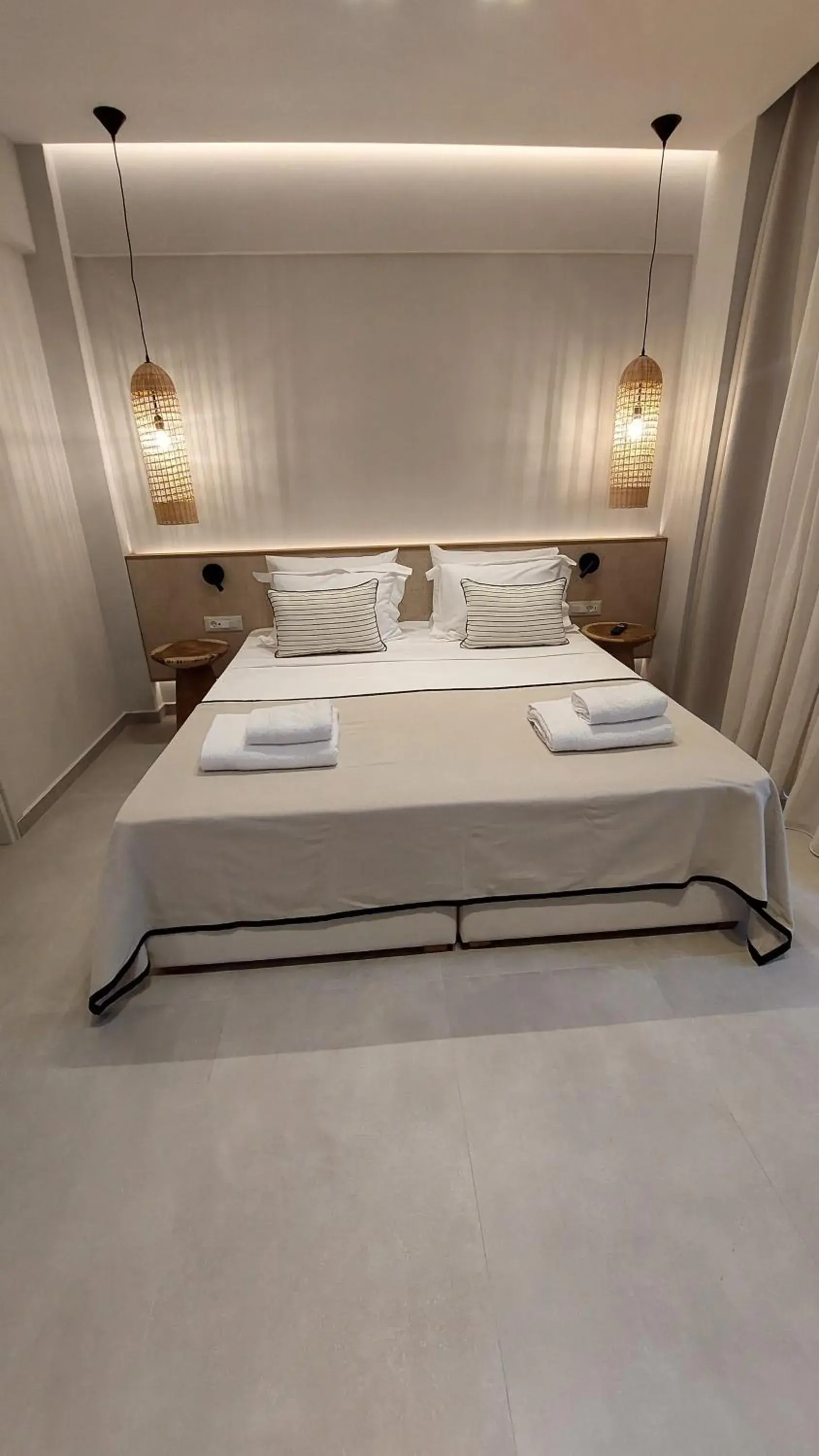 Deluxe Room in Niriides Palace Deluxe Room in Niriides Palace