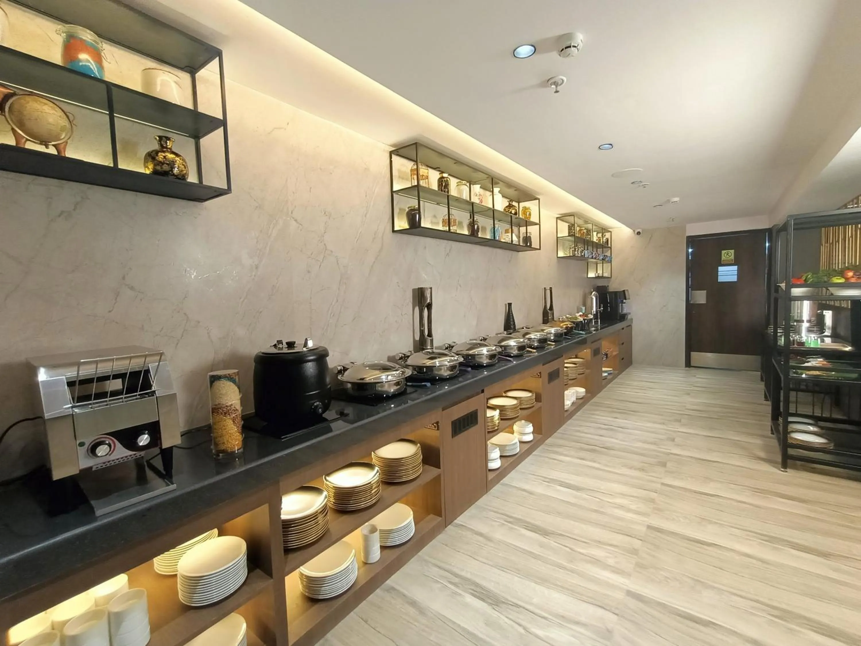 Coffee/tea facilities in Aralia International Airport, Mumbai