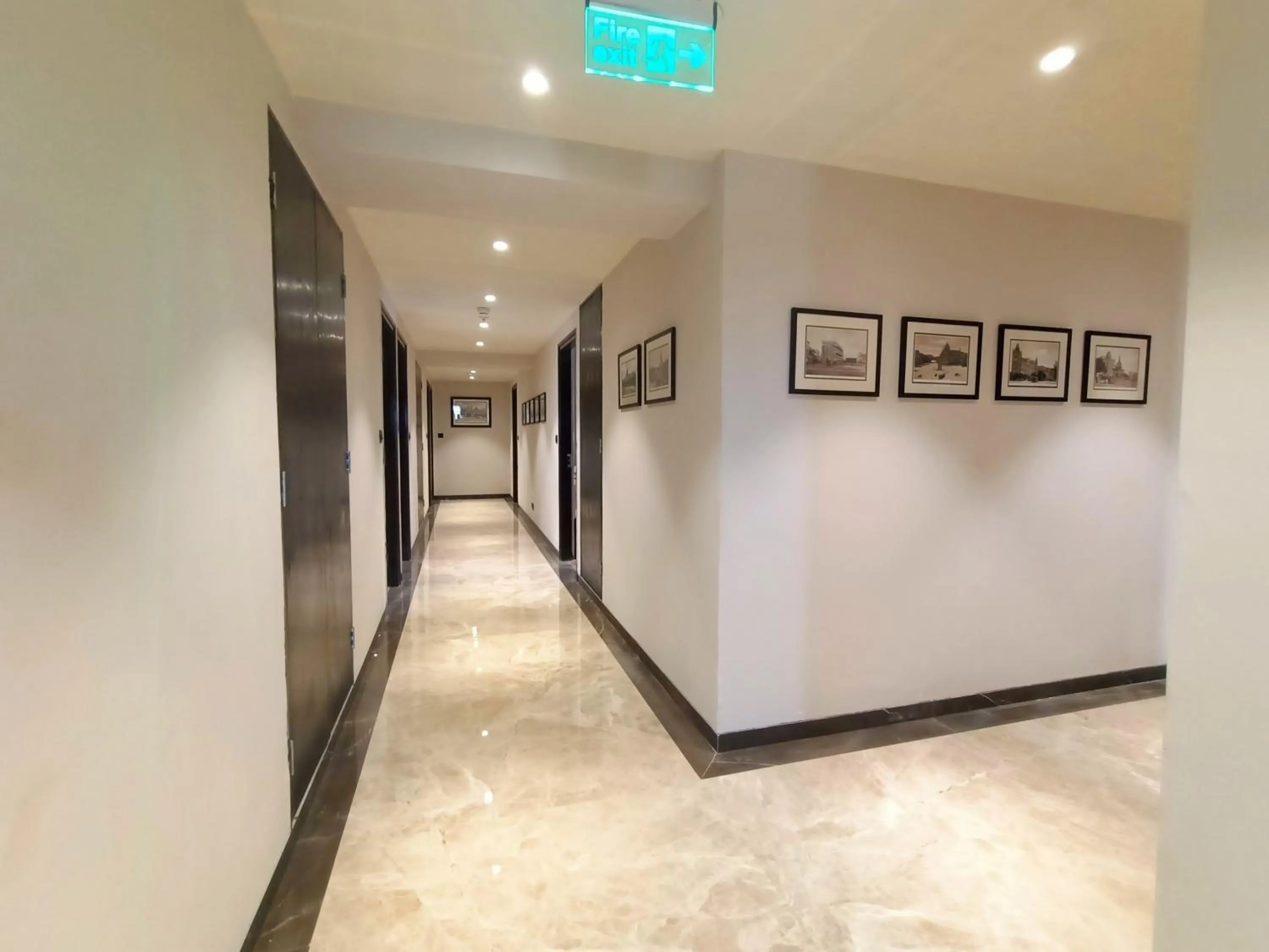 elevator in Aralia International Airport, Mumbai