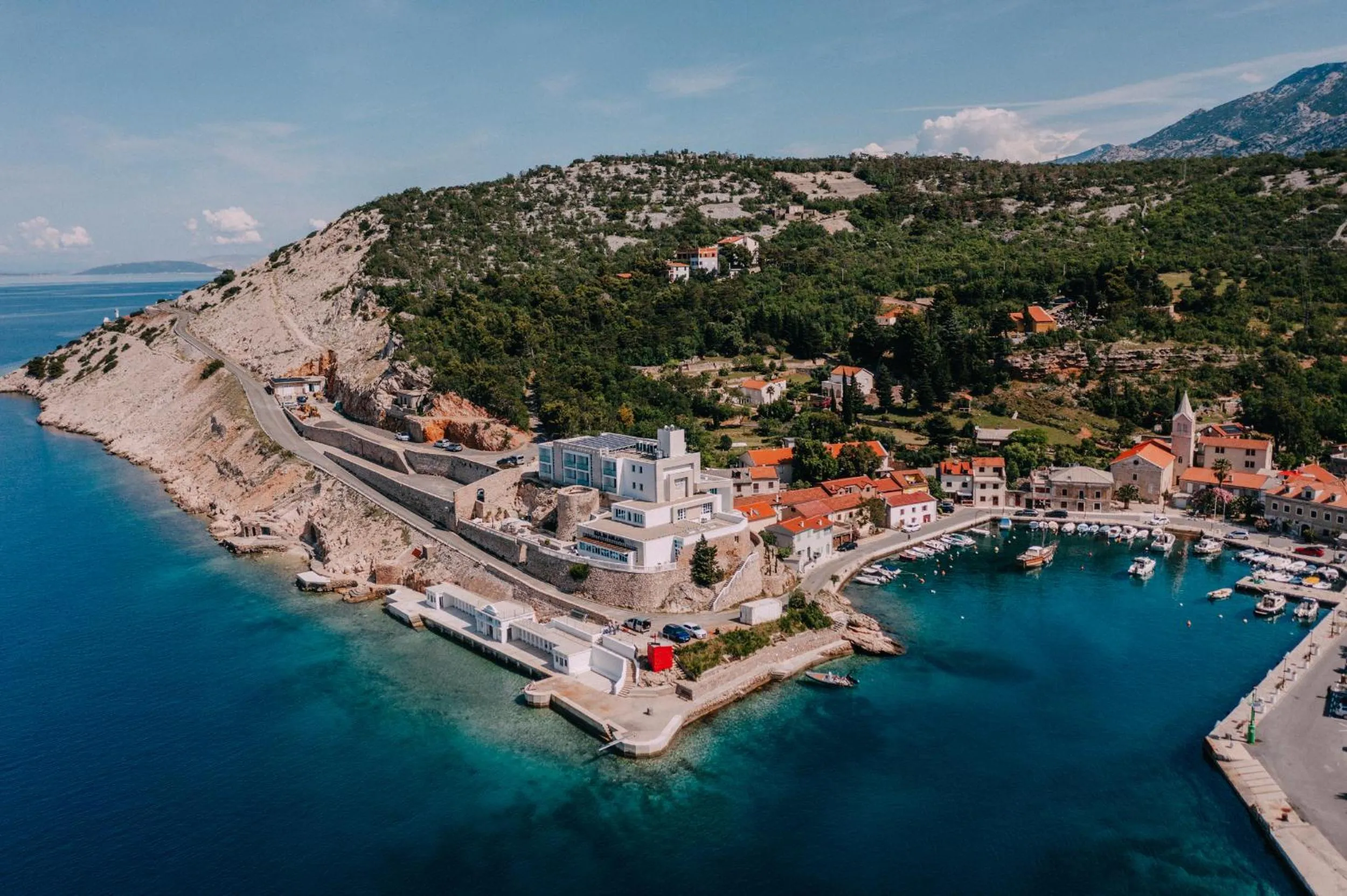 Property building in Kul IN Ablana